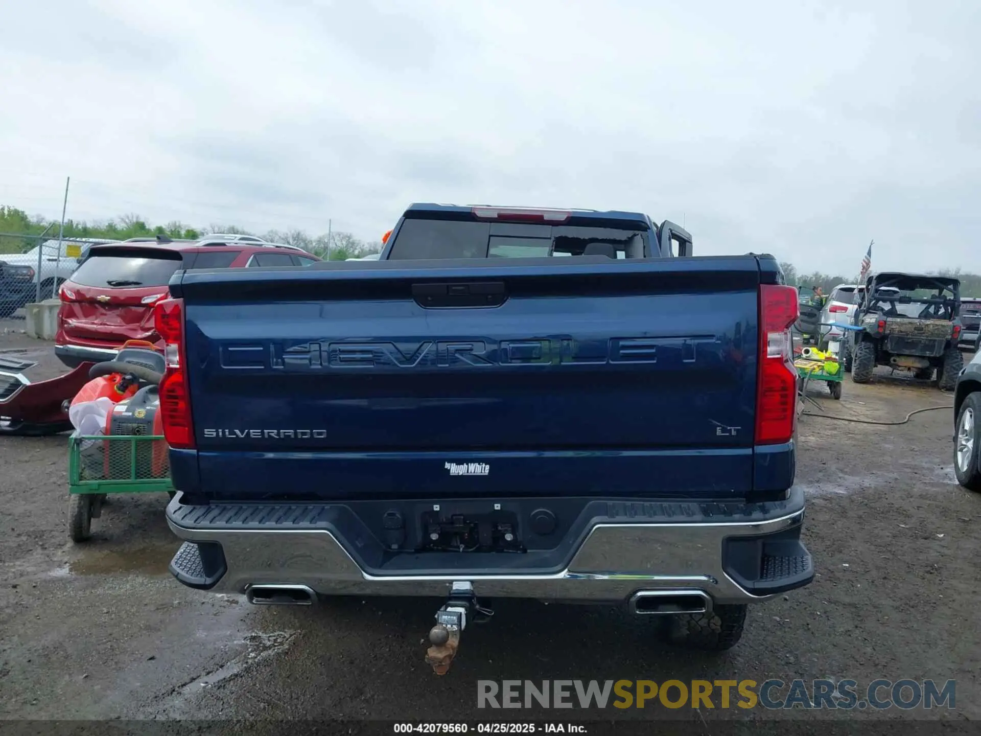 17 Photograph of a damaged car 1GCRYDEDXLZ121024 CHEVROLET SILVERADO 1500 2020