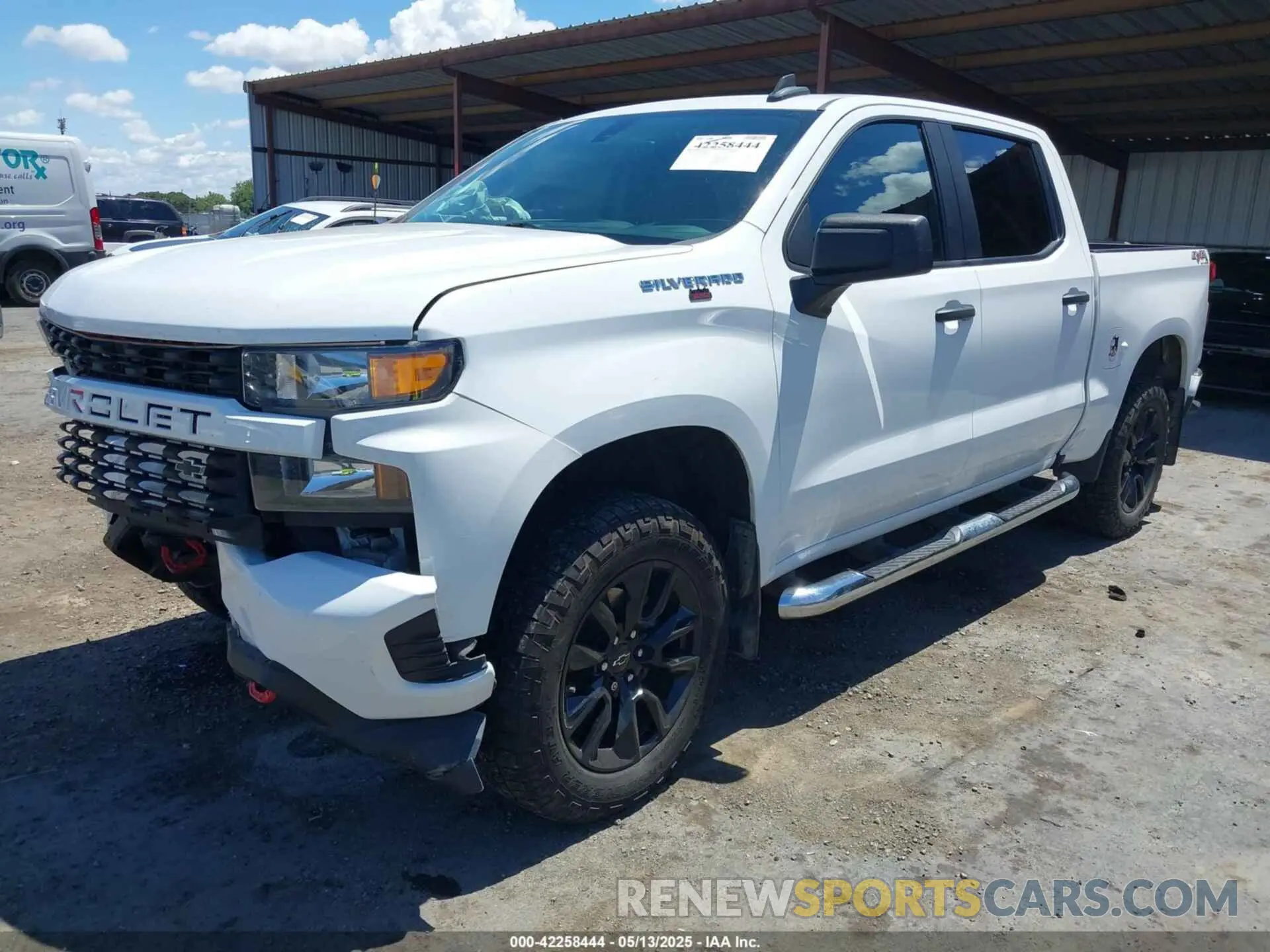 2 Photograph of a damaged car 1GCUYBEF1LZ124152 CHEVROLET SILVERADO 1500 2020