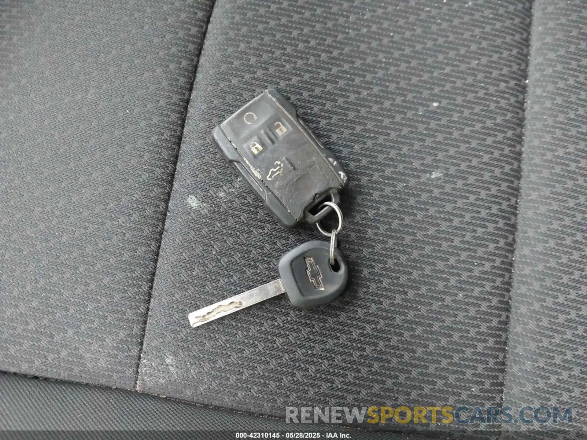 11 Photograph of a damaged car 1GCUYBEF4LZ250585 CHEVROLET SILVERADO 1500 2020