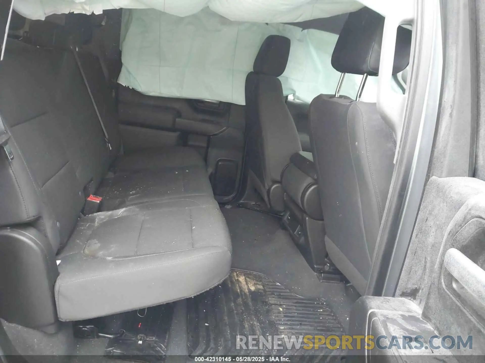 8 Photograph of a damaged car 1GCUYBEF4LZ250585 CHEVROLET SILVERADO 1500 2020