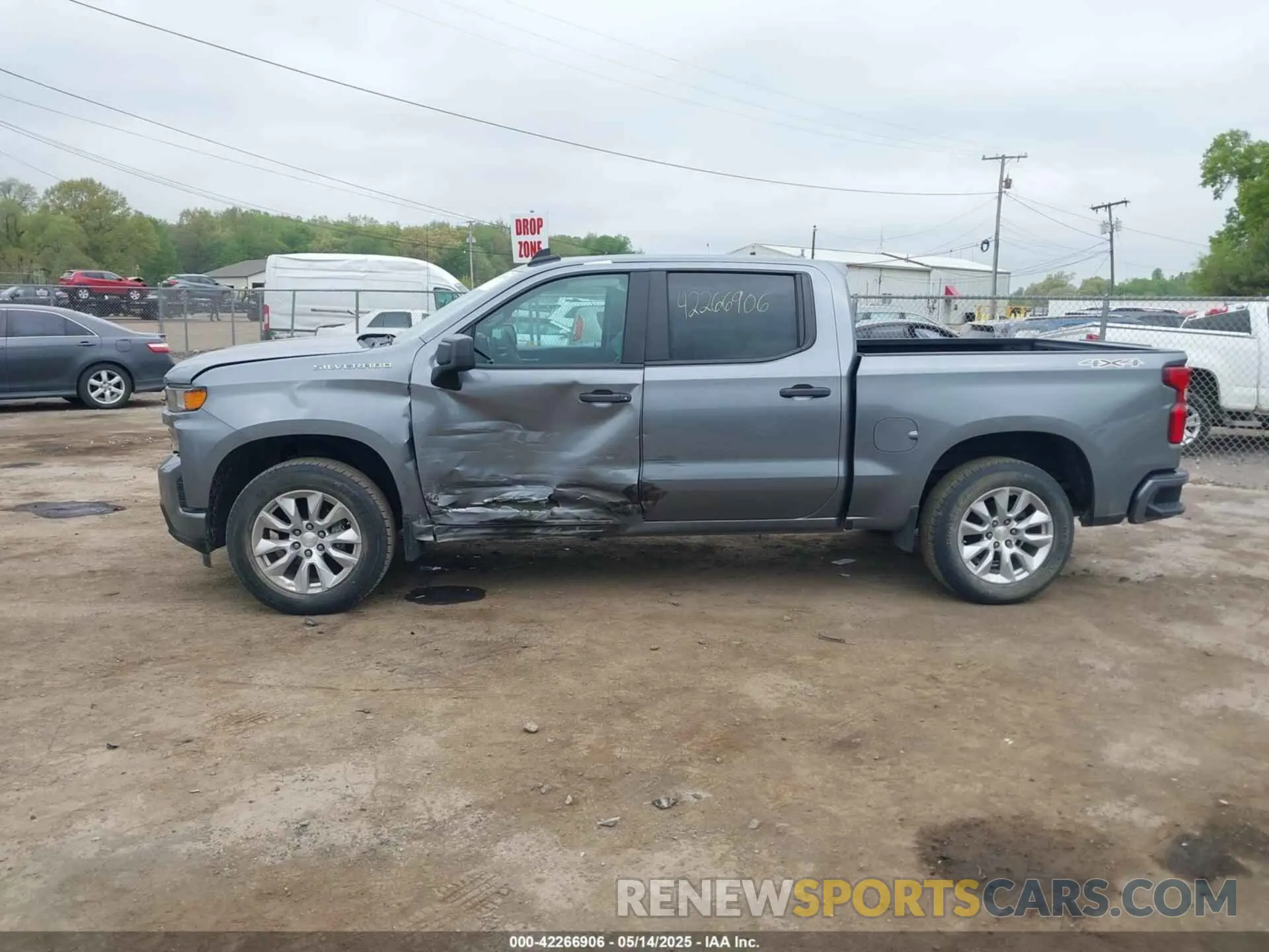 14 Photograph of a damaged car 1GCUYBEF8LZ201826 CHEVROLET SILVERADO 1500 2020