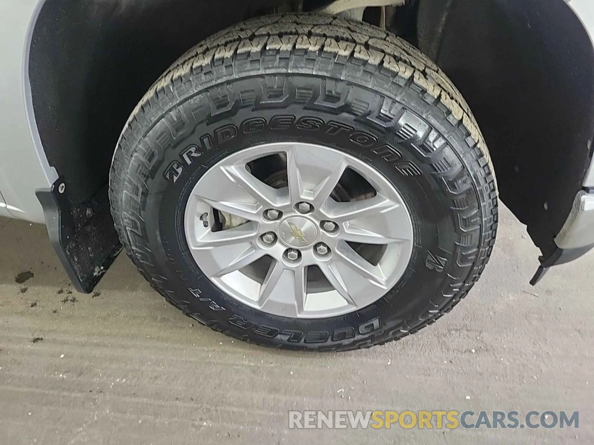 7 Photograph of a damaged car 1GCUYDED0LZ170436 CHEVROLET SILVERADO 1500 2020