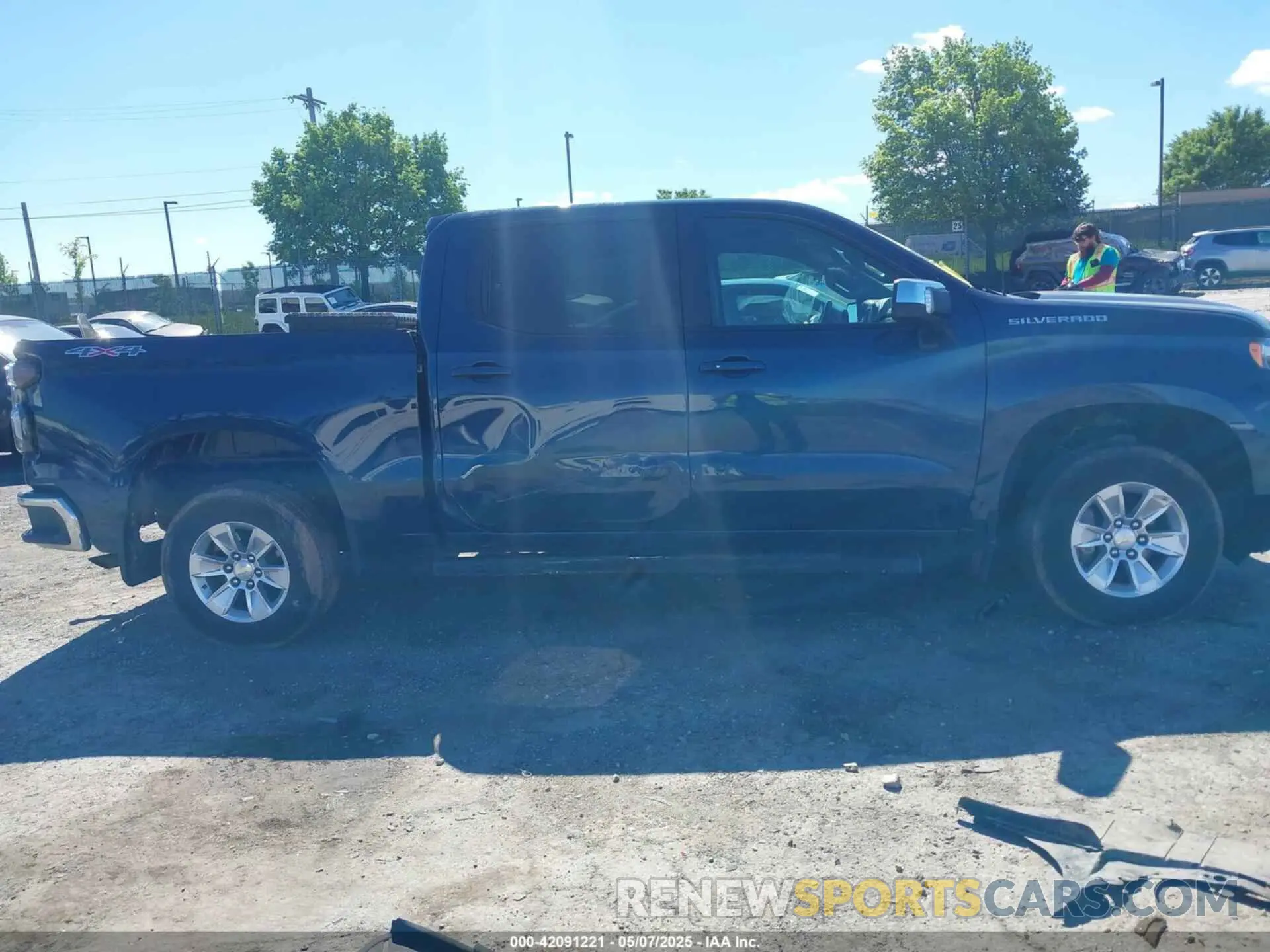 13 Photograph of a damaged car 1GCUYDED0LZ330282 CHEVROLET SILVERADO 1500 2020