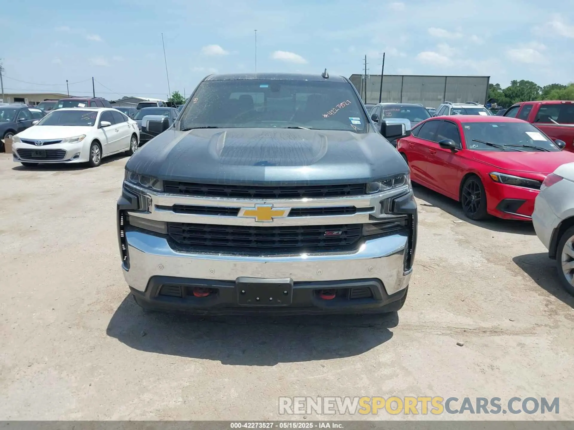 11 Photograph of a damaged car 1GCUYDED1LZ239795 CHEVROLET SILVERADO 1500 2020