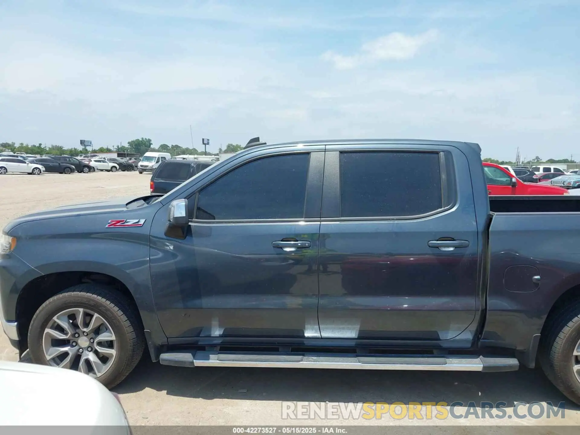 13 Photograph of a damaged car 1GCUYDED1LZ239795 CHEVROLET SILVERADO 1500 2020