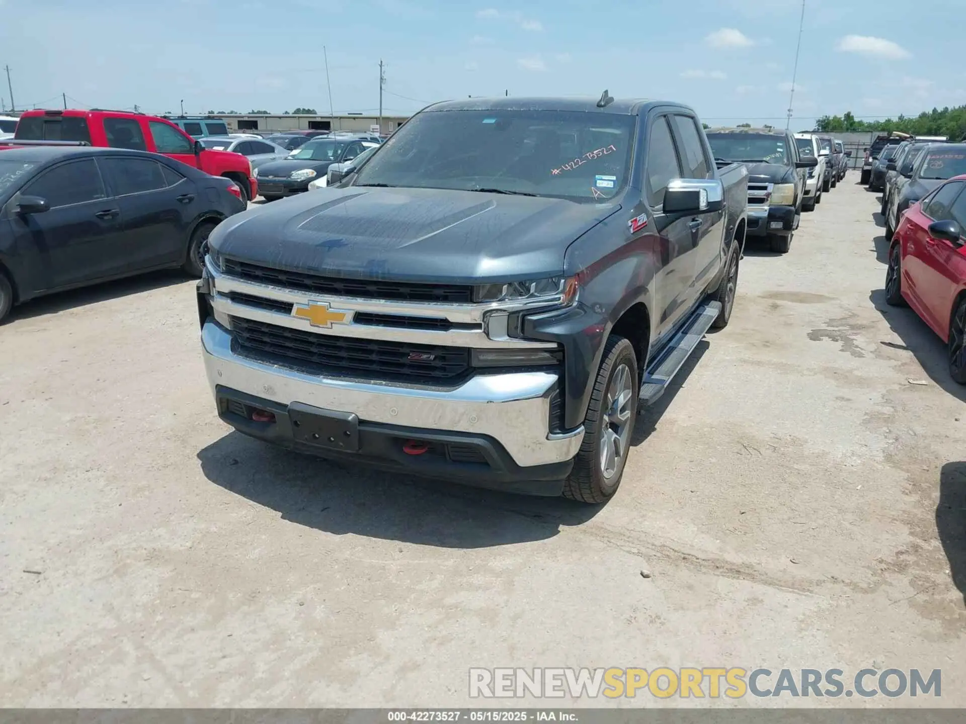 2 Photograph of a damaged car 1GCUYDED1LZ239795 CHEVROLET SILVERADO 1500 2020