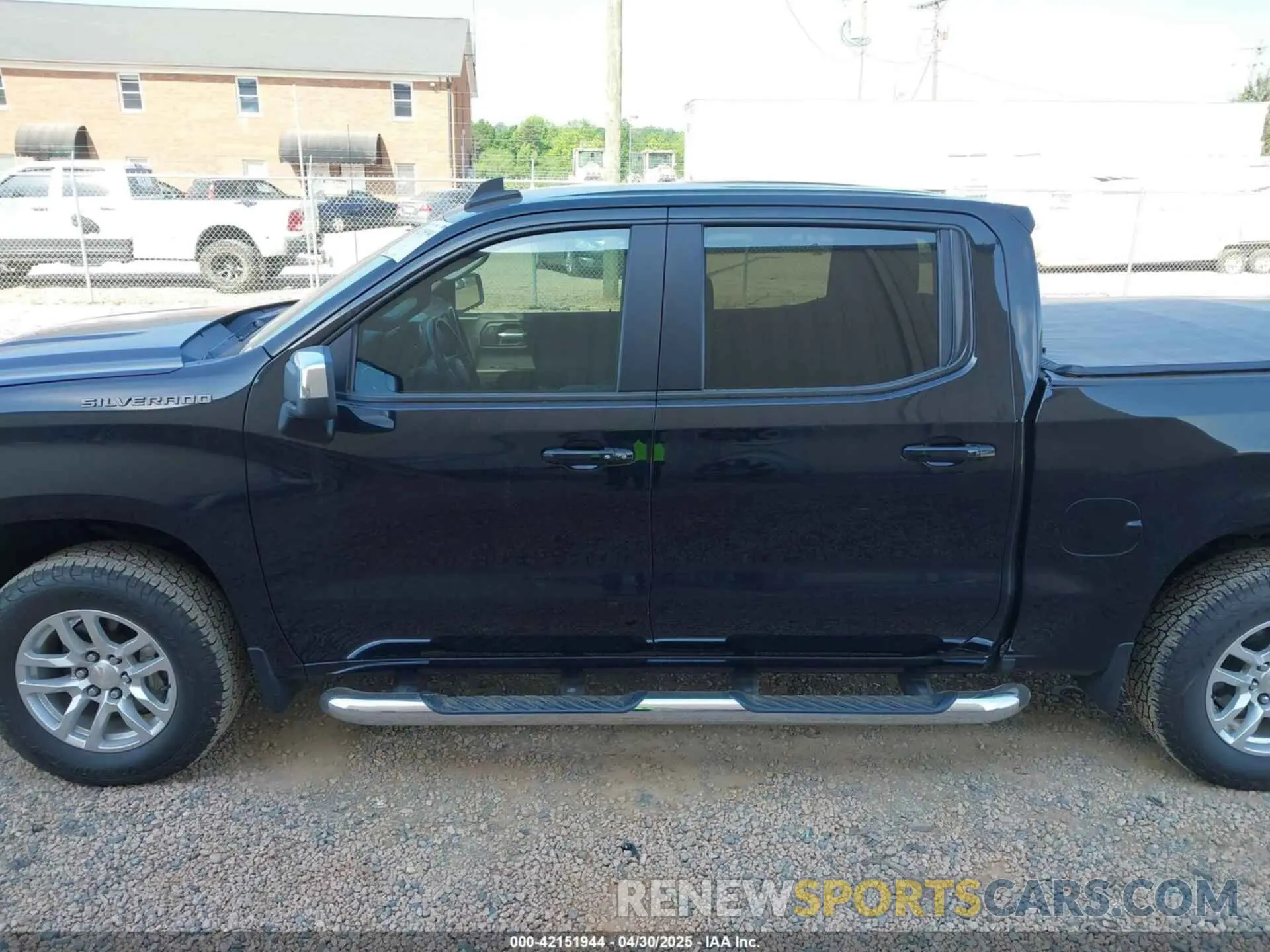14 Photograph of a damaged car 1GCUYDED1LZ308596 CHEVROLET SILVERADO 1500 2020