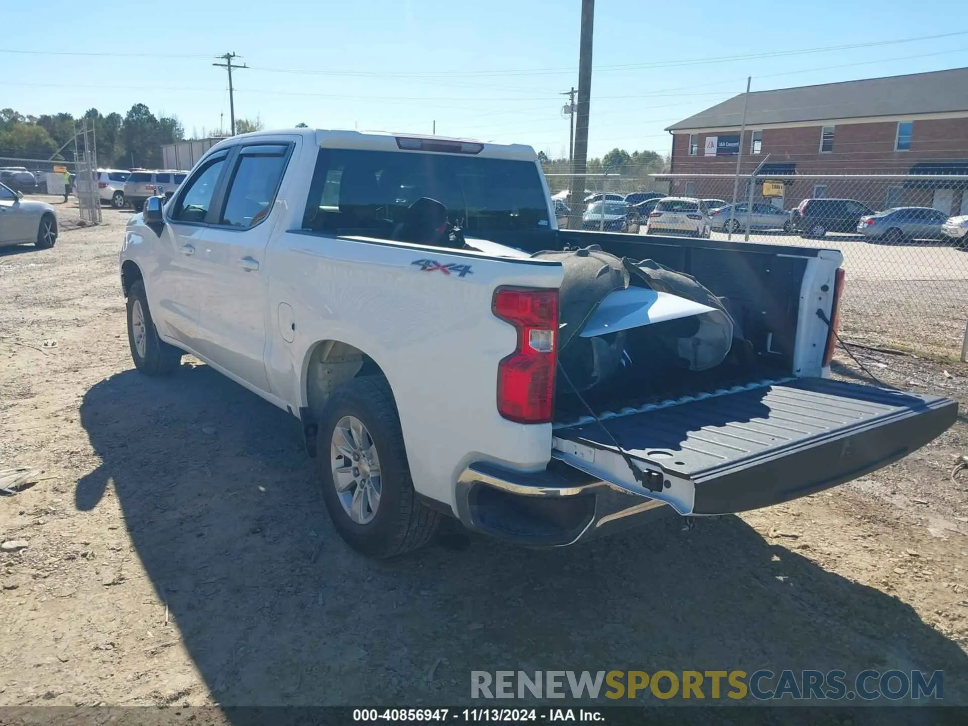 3 Photograph of a damaged car 1GCUYDED3LZ251219 CHEVROLET SILVERADO 1500 2020