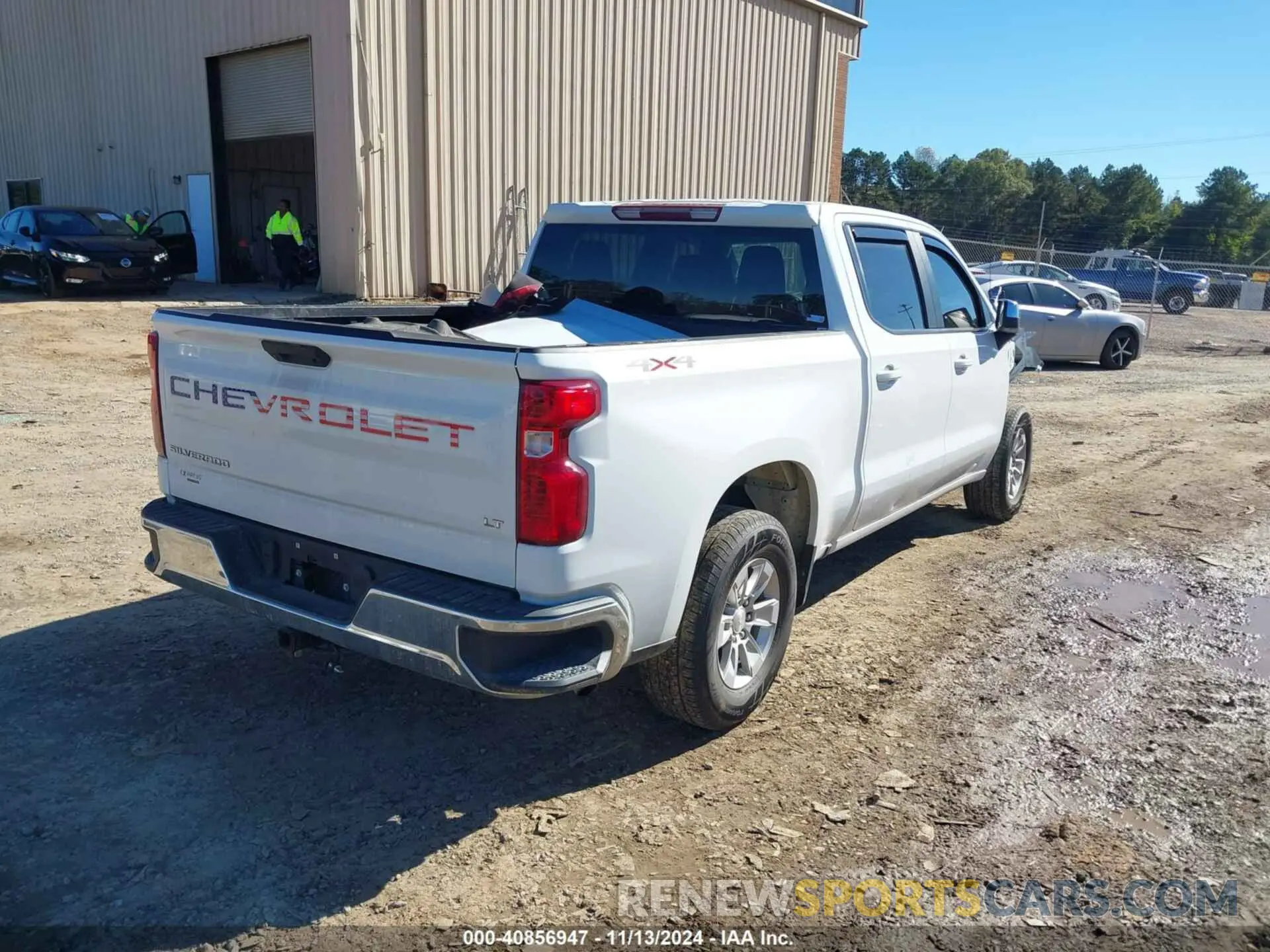 4 Photograph of a damaged car 1GCUYDED3LZ251219 CHEVROLET SILVERADO 1500 2020