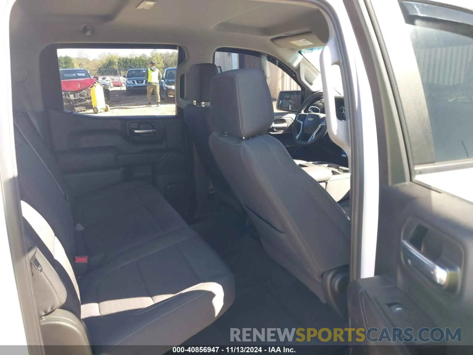 8 Photograph of a damaged car 1GCUYDED3LZ251219 CHEVROLET SILVERADO 1500 2020