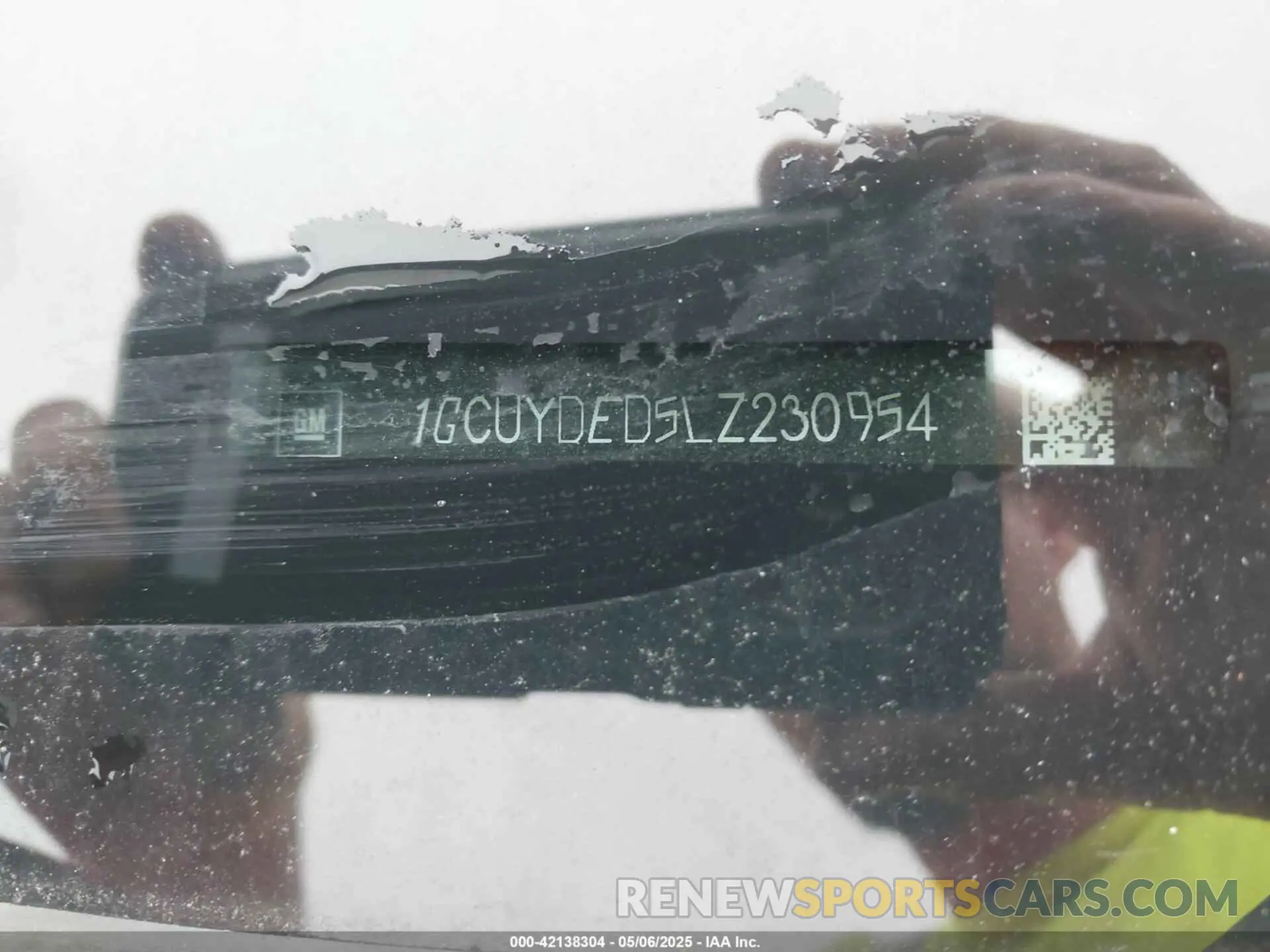 9 Photograph of a damaged car 1GCUYDED5LZ230954 CHEVROLET SILVERADO 1500 2020