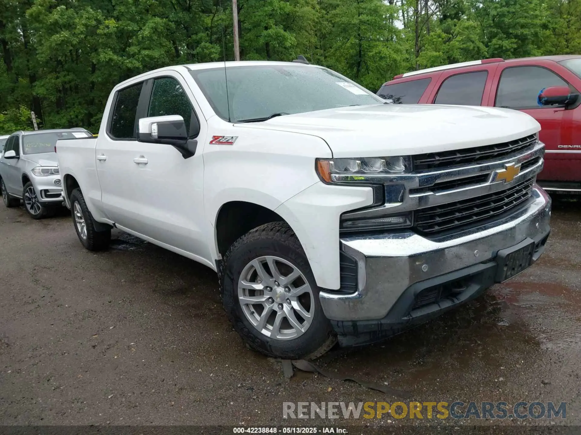 1 Photograph of a damaged car 1GCUYDED6LZ204024 CHEVROLET SILVERADO 1500 2020