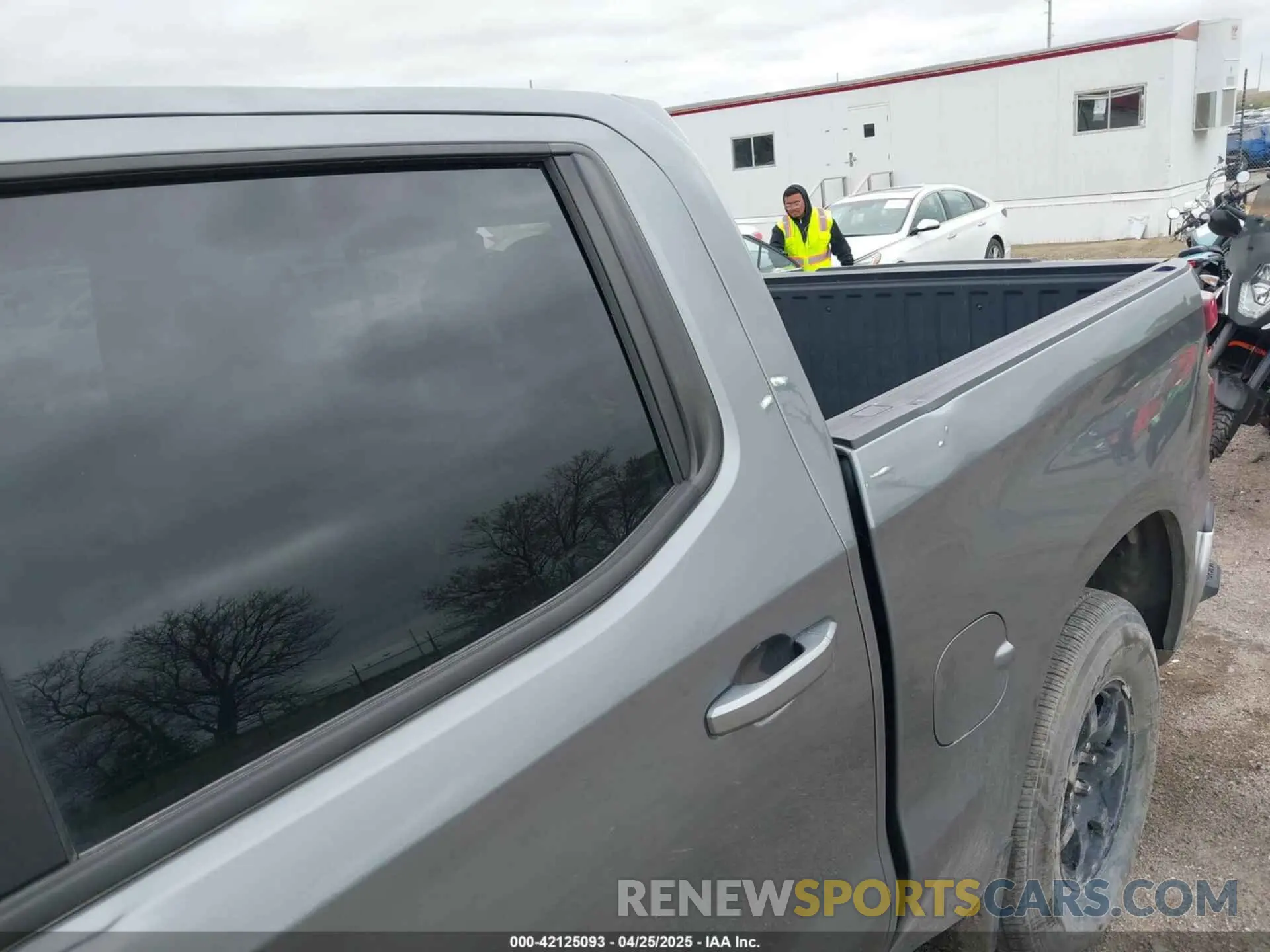 20 Photograph of a damaged car 1GCUYDED7LZ241938 CHEVROLET SILVERADO 1500 2020