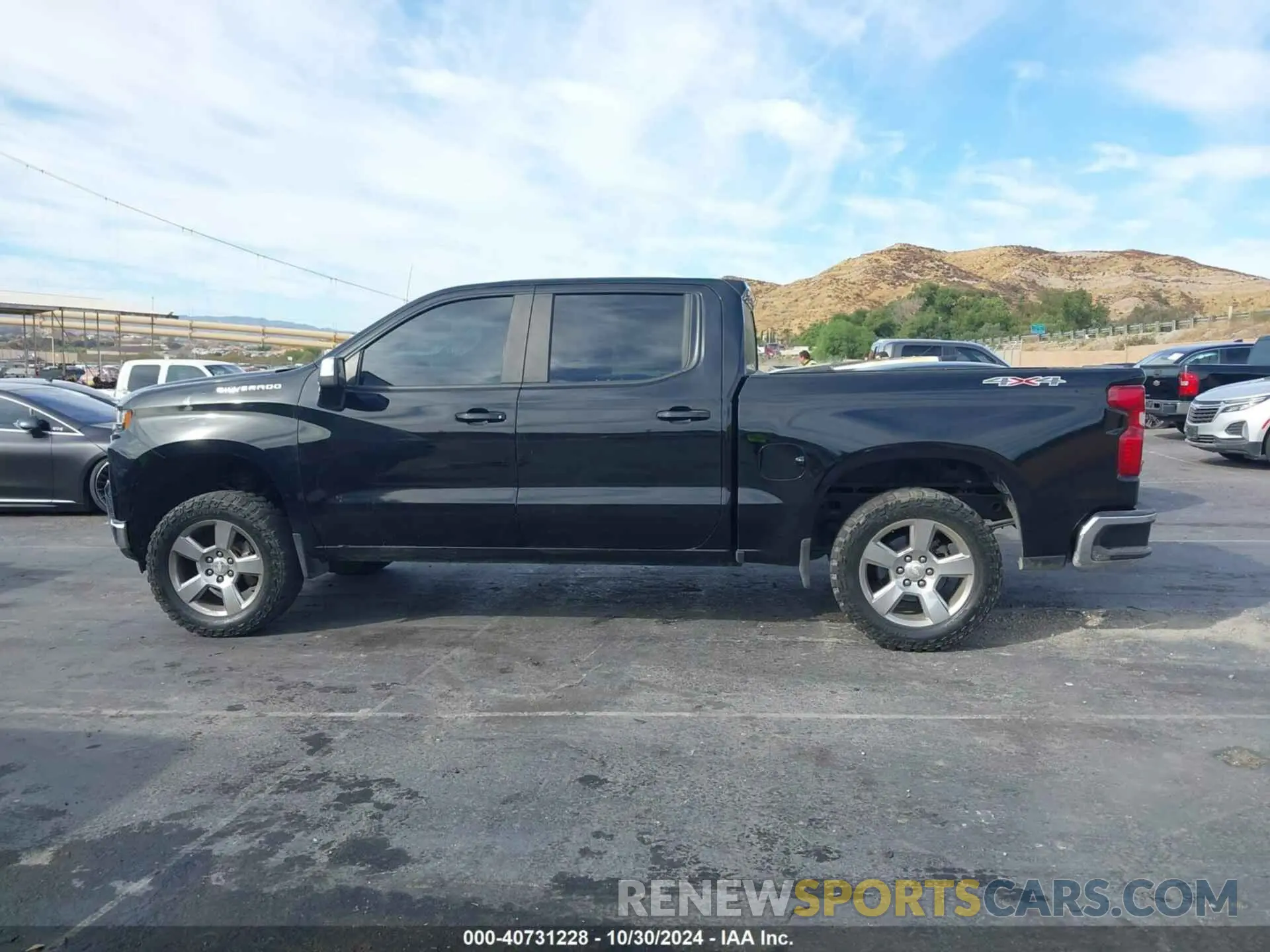 13 Photograph of a damaged car 1GCUYDEDXLZ221344 CHEVROLET SILVERADO 1500 2020