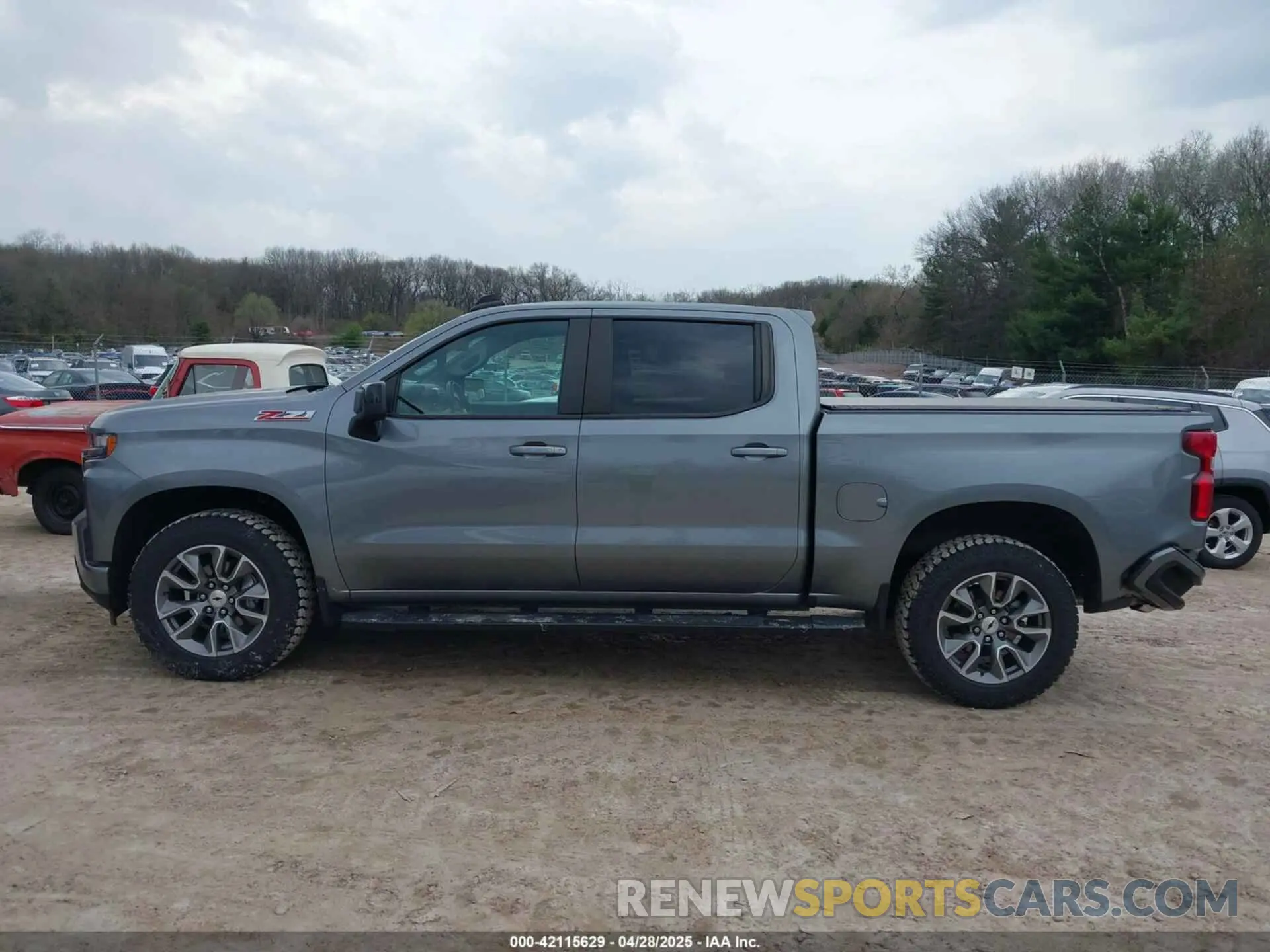 14 Photograph of a damaged car 1GCUYEED3LZ215133 CHEVROLET SILVERADO 1500 2020