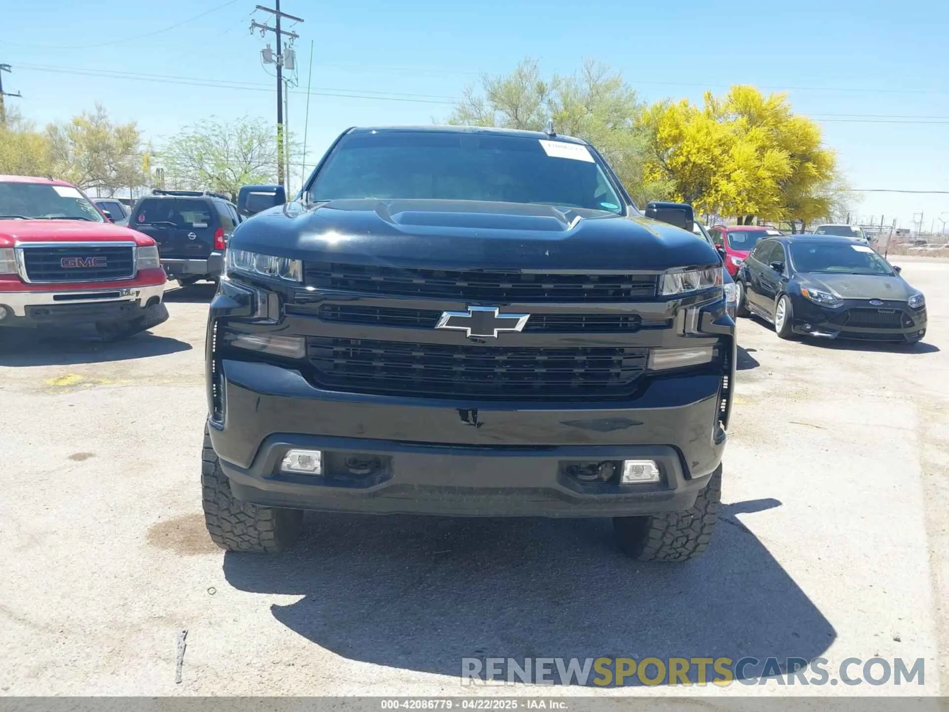 12 Photograph of a damaged car 1GCUYEED5LZ180840 CHEVROLET SILVERADO 1500 2020