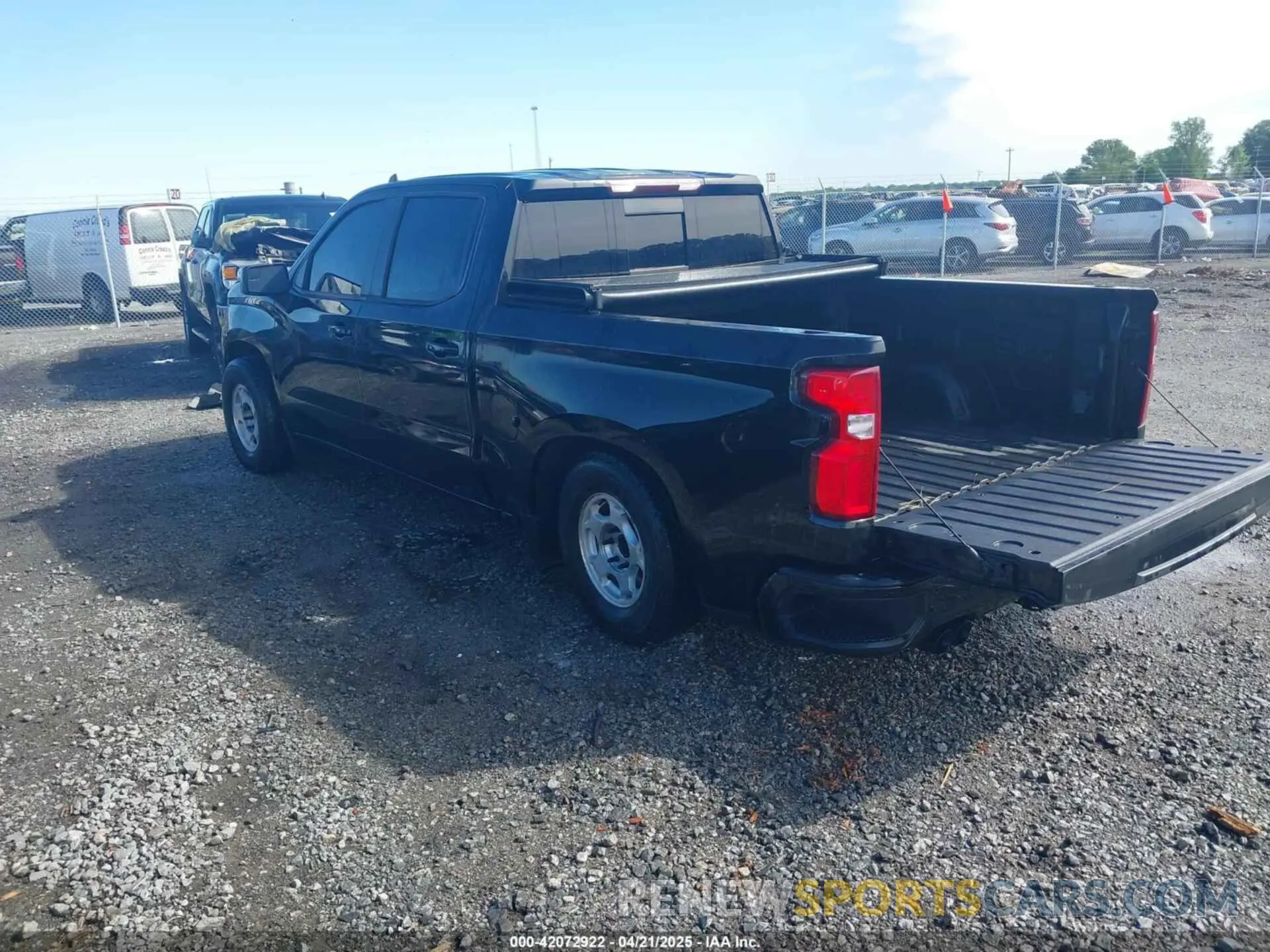 3 Photograph of a damaged car 1GCUYEEL6LZ378415 CHEVROLET SILVERADO 1500 2020