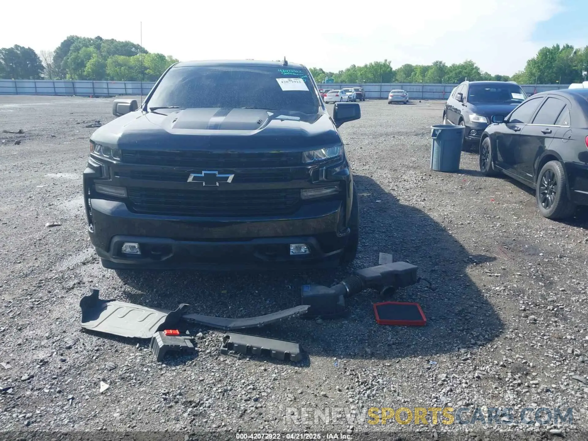 6 Photograph of a damaged car 1GCUYEEL6LZ378415 CHEVROLET SILVERADO 1500 2020