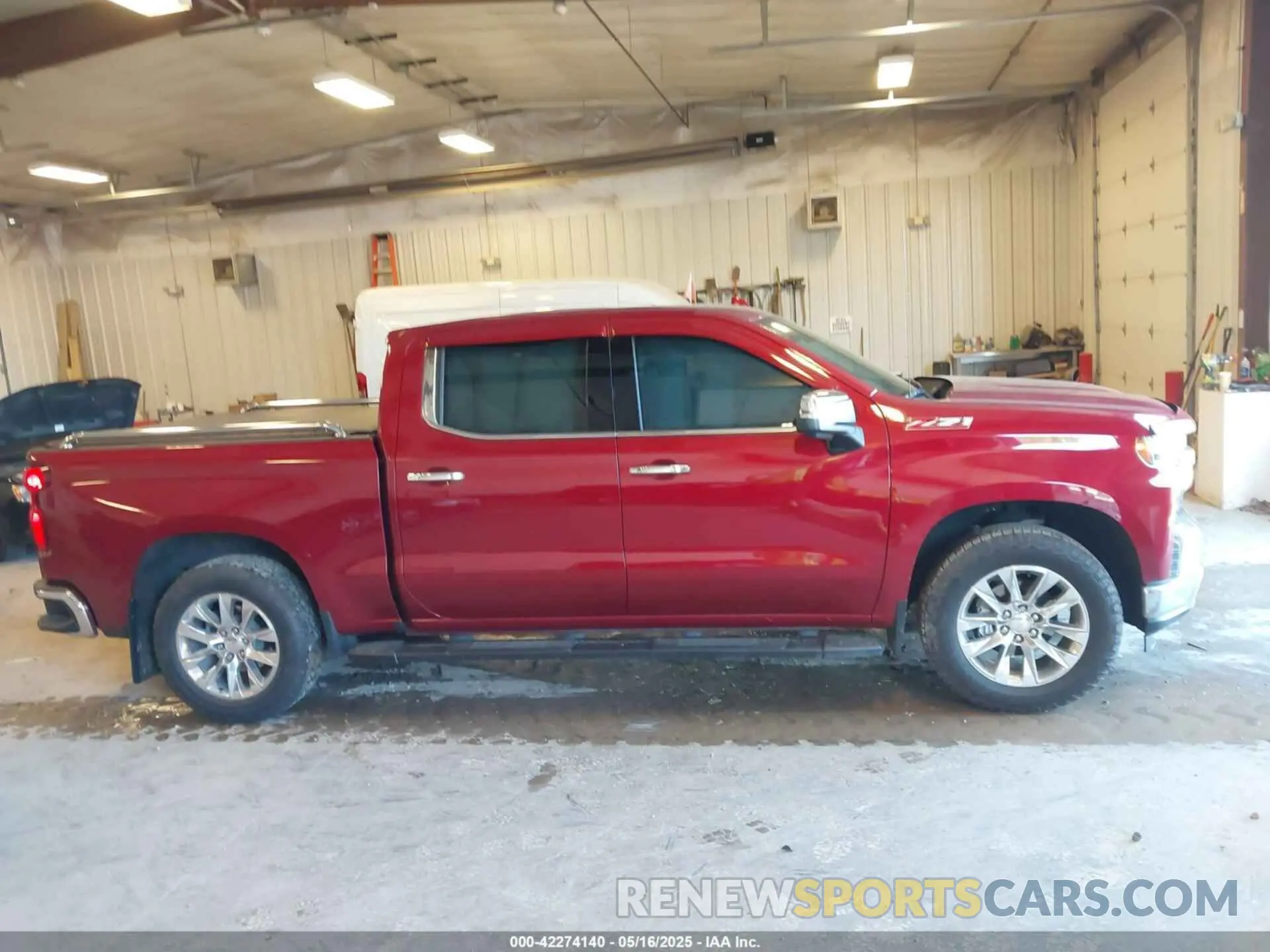 13 Photograph of a damaged car 1GCUYGED9LZ168928 CHEVROLET SILVERADO 1500 2020