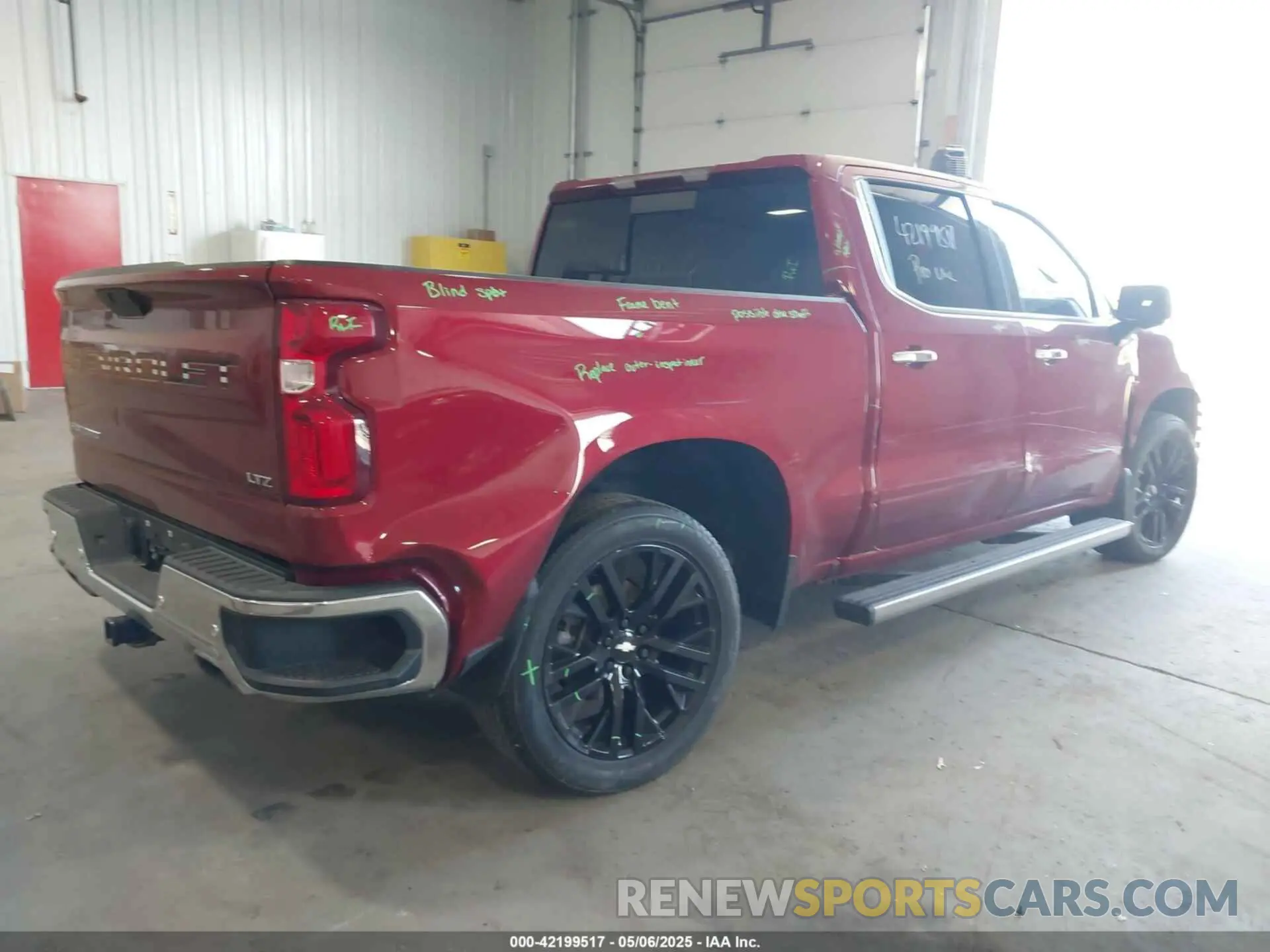 4 Photograph of a damaged car 1GCUYGEL8LZ126273 CHEVROLET SILVERADO 1500 2020