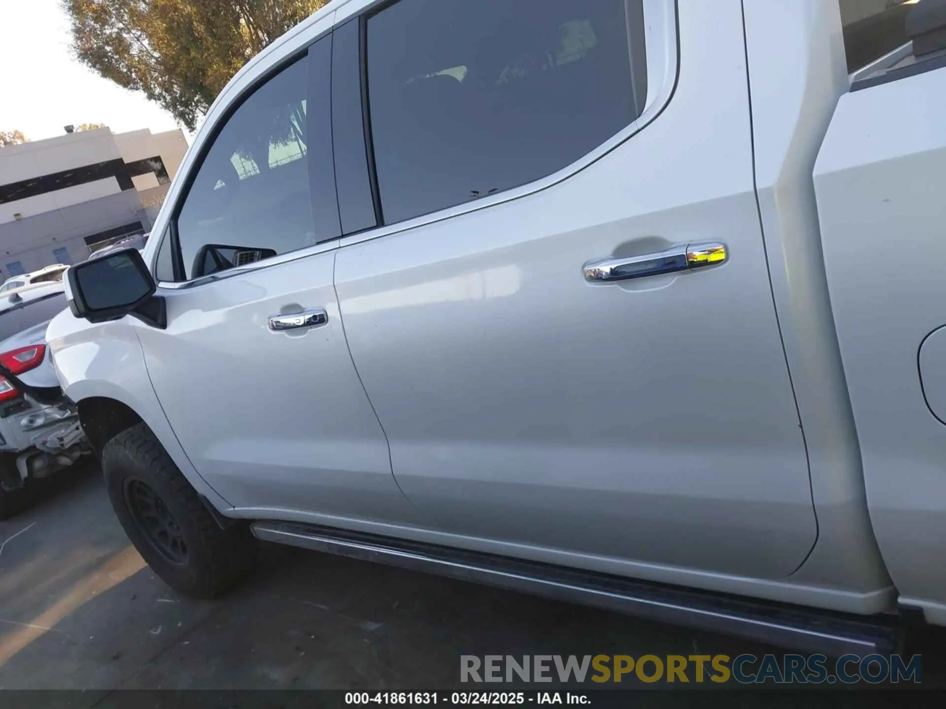 15 Photograph of a damaged car 1GCUYHET5LZ132165 CHEVROLET SILVERADO 1500 2020