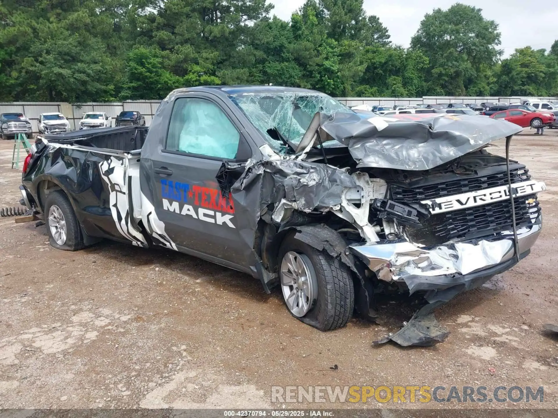 1 Photograph of a damaged car 3GCNWAEF0LG413382 CHEVROLET SILVERADO 1500 2020