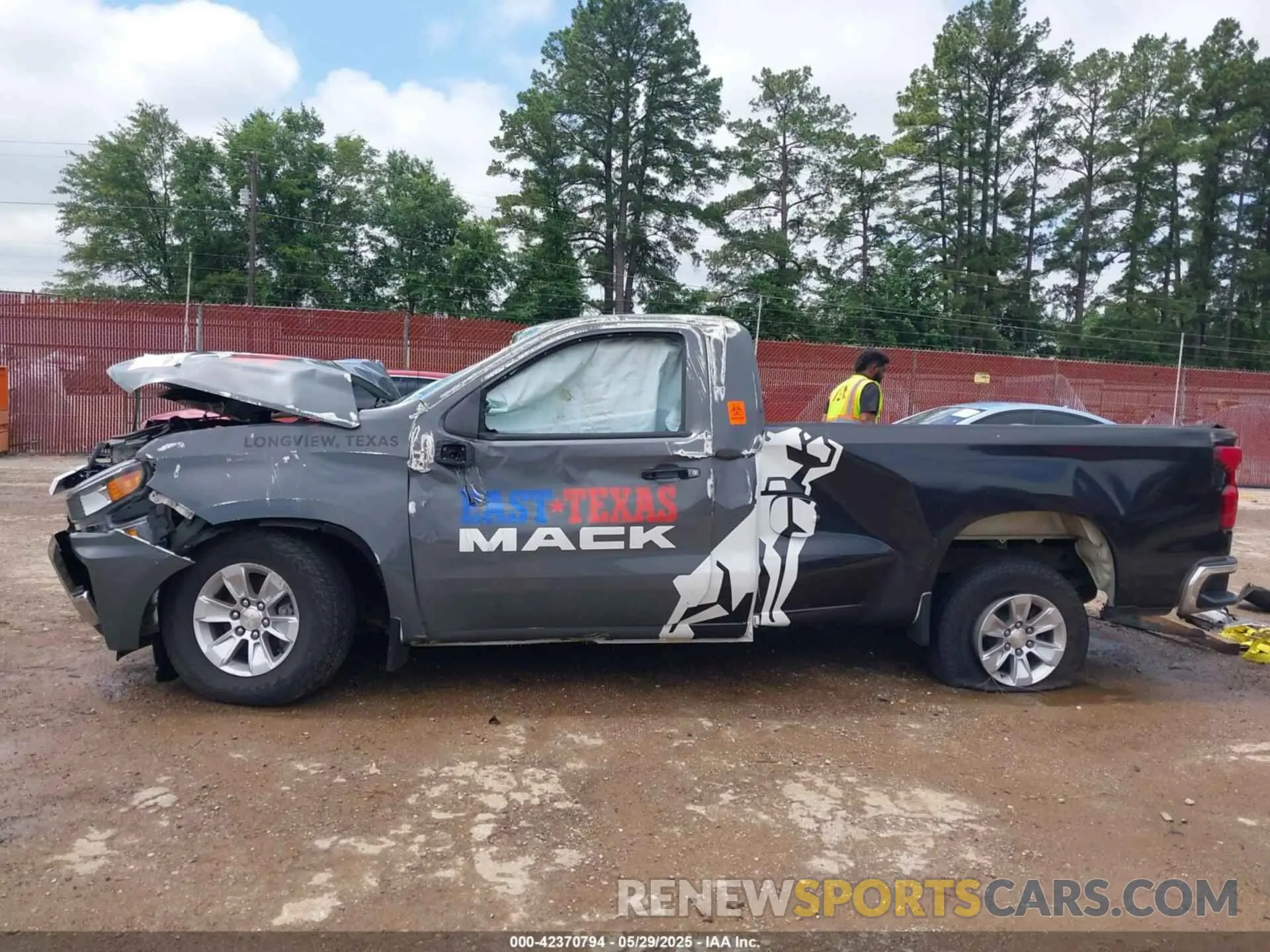15 Photograph of a damaged car 3GCNWAEF0LG413382 CHEVROLET SILVERADO 1500 2020