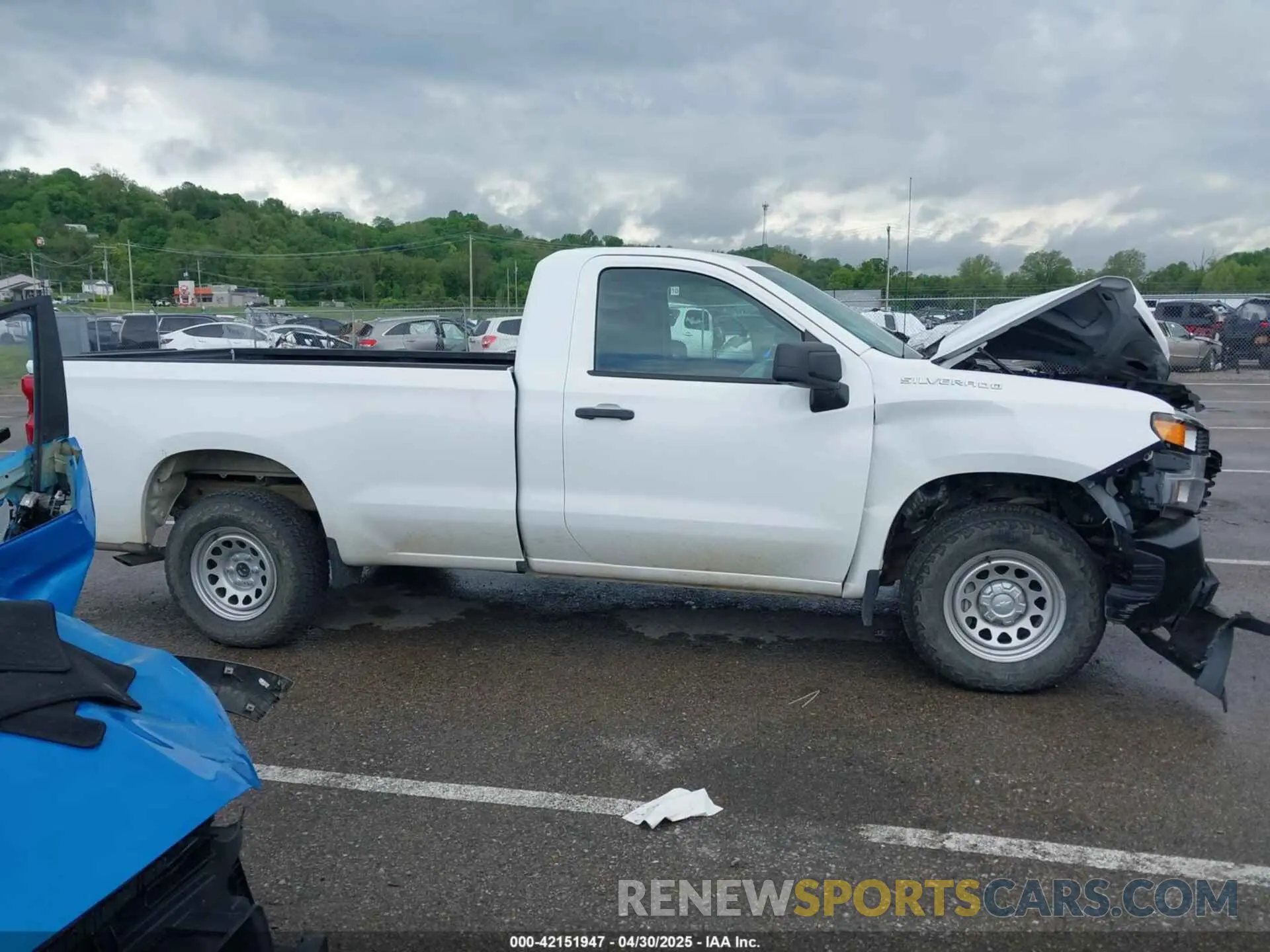 13 Photograph of a damaged car 3GCNWAEF8LG228206 CHEVROLET SILVERADO 1500 2020