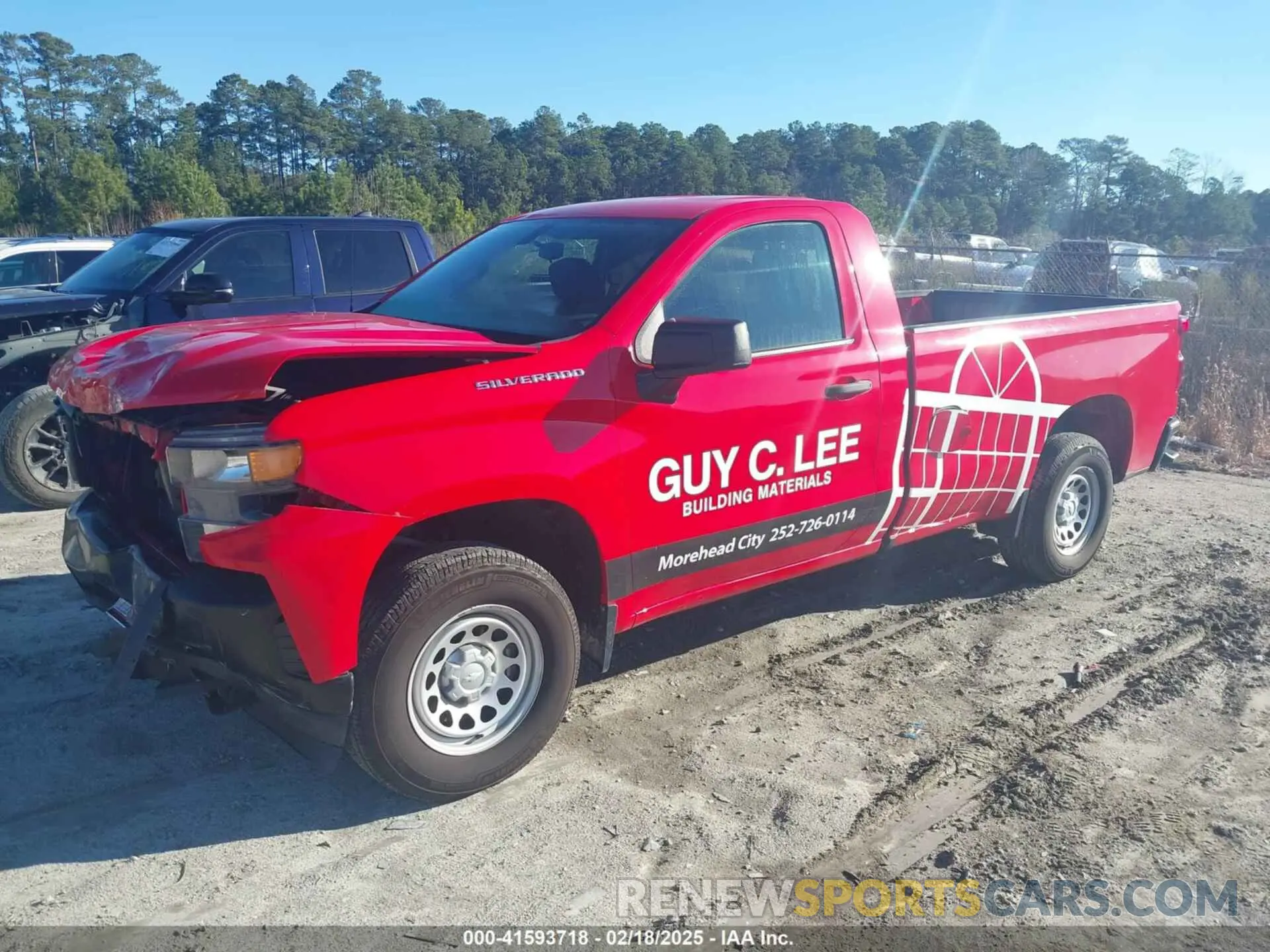 2 Photograph of a damaged car 3GCNWAEH3LG345516 CHEVROLET SILVERADO 1500 2020