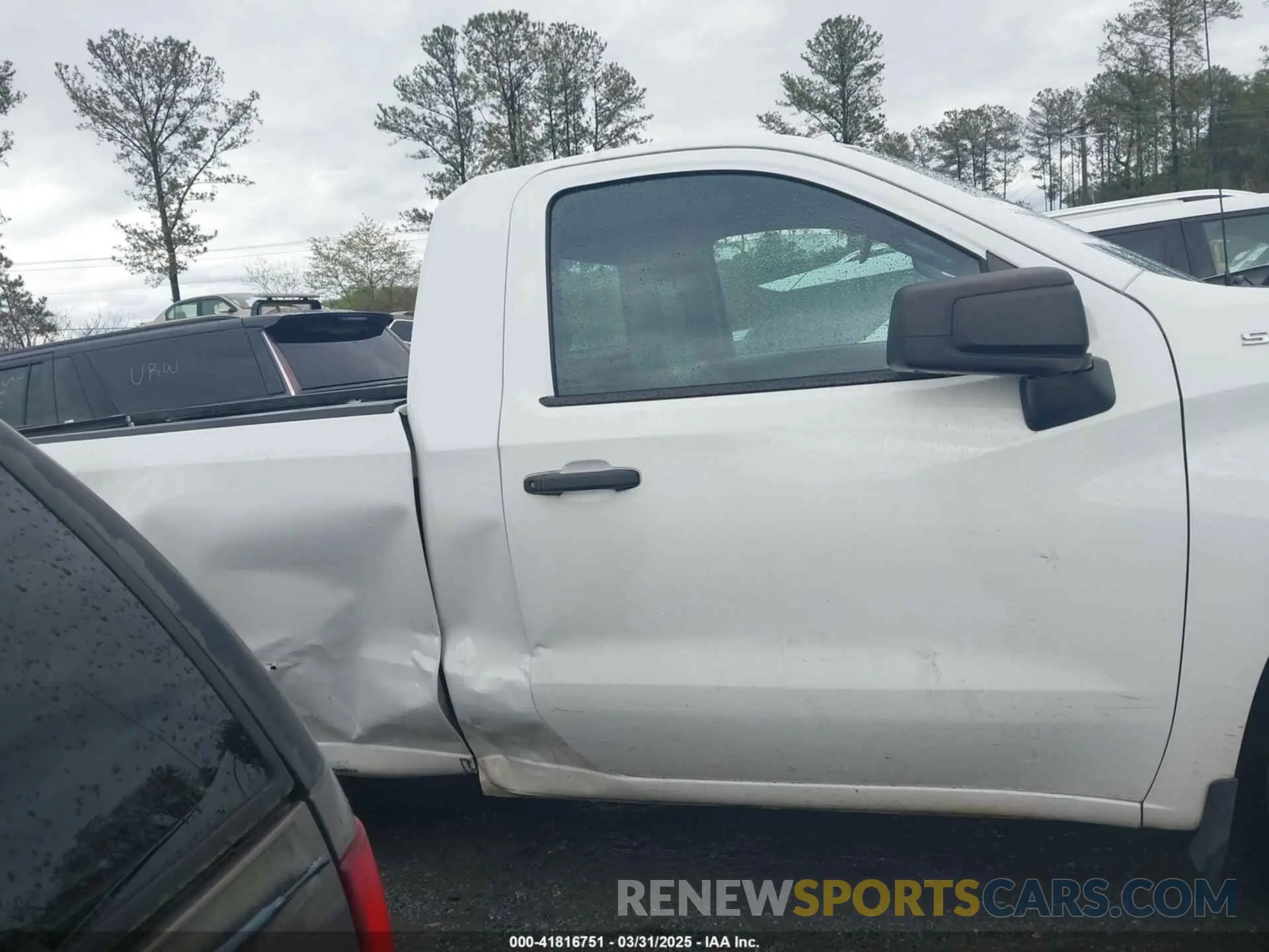 13 Photograph of a damaged car 3GCNWAEHXLG424116 CHEVROLET SILVERADO 1500 2020