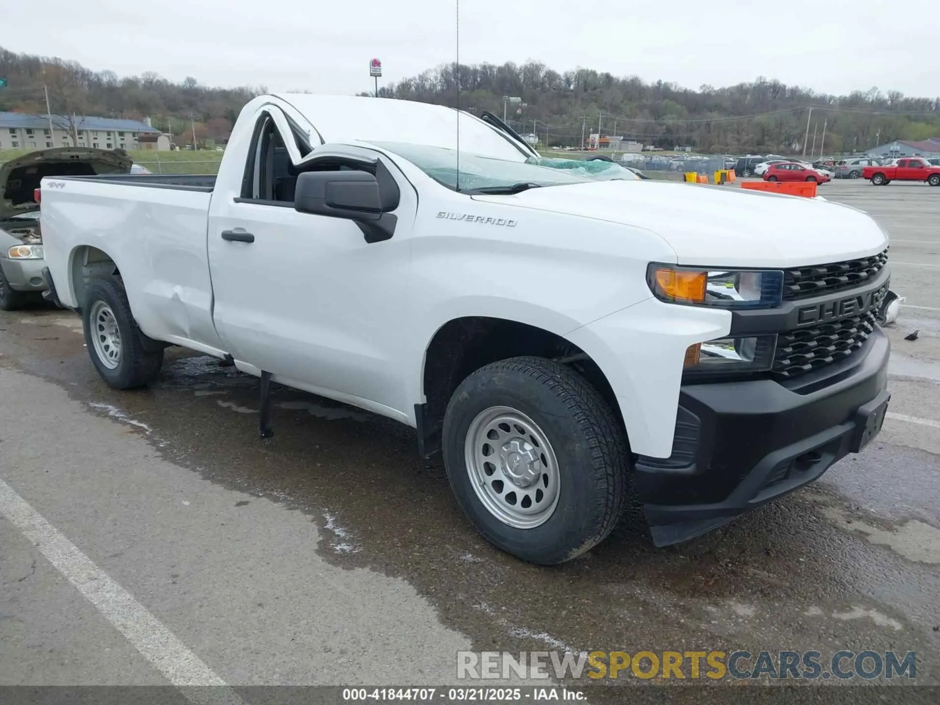 1 Photograph of a damaged car 3GCNYAEF4LG321833 CHEVROLET SILVERADO 1500 2020