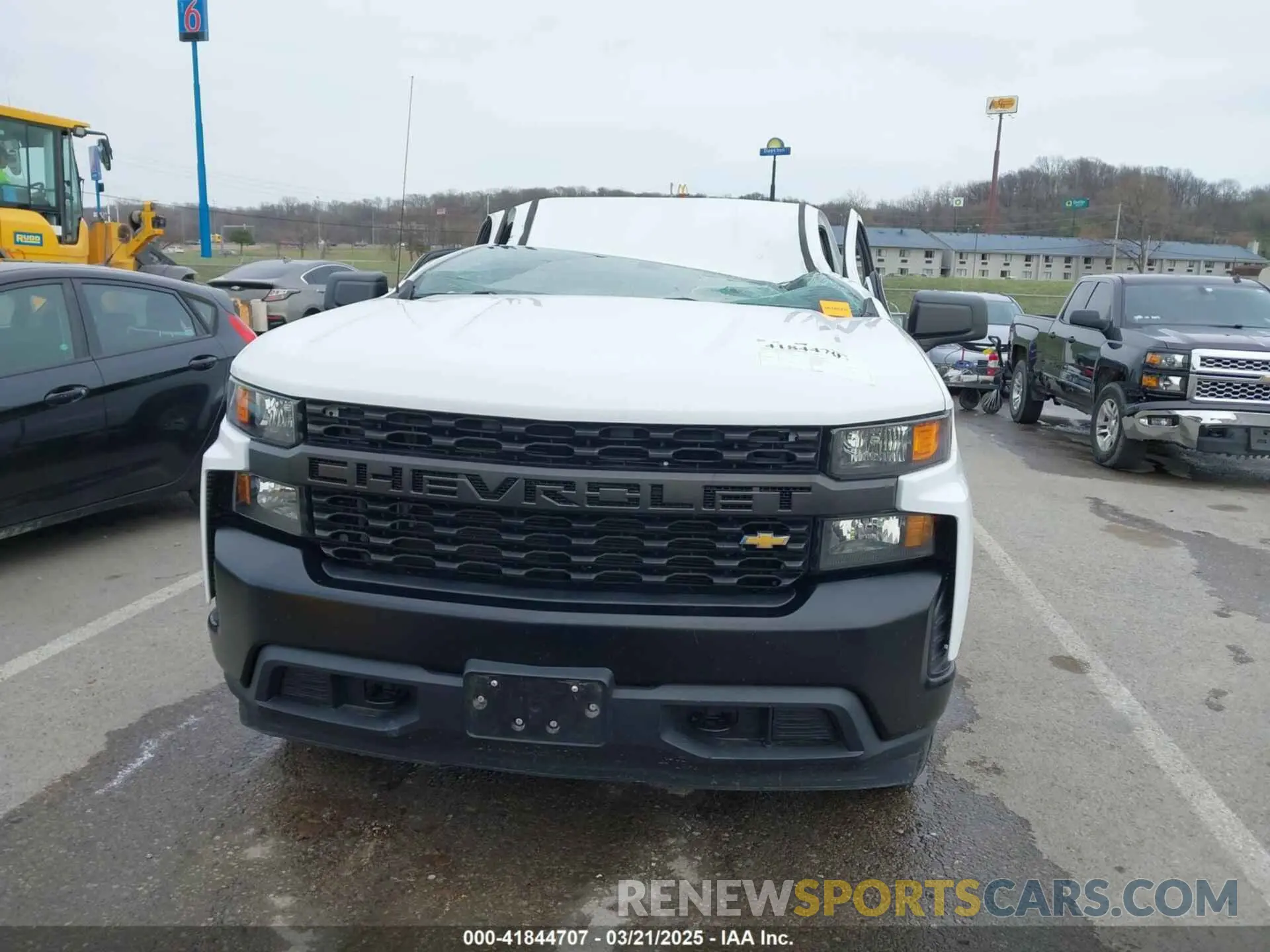 12 Photograph of a damaged car 3GCNYAEF4LG321833 CHEVROLET SILVERADO 1500 2020