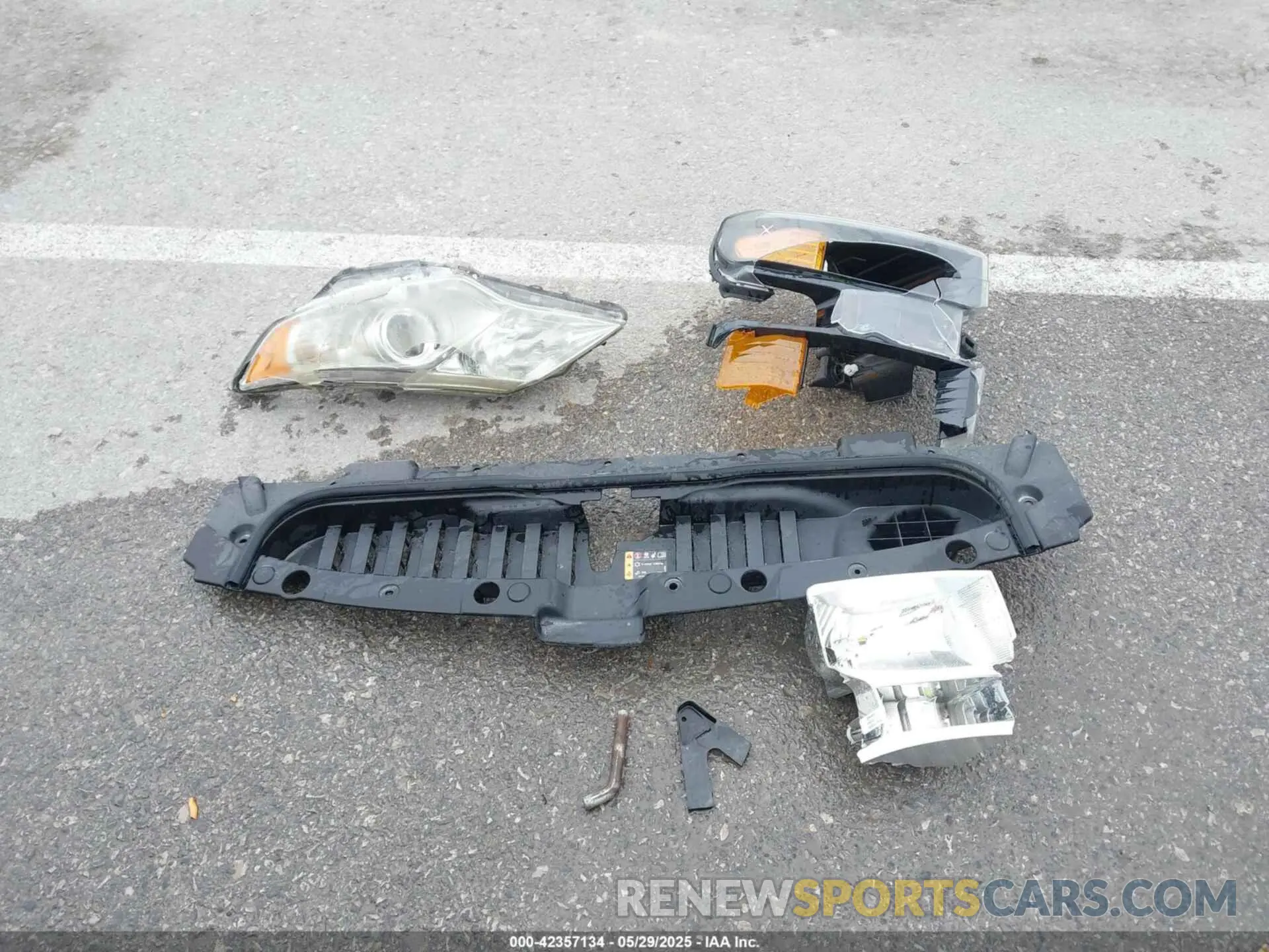 12 Photograph of a damaged car 3GCNYAEF7LG198822 CHEVROLET SILVERADO 1500 2020