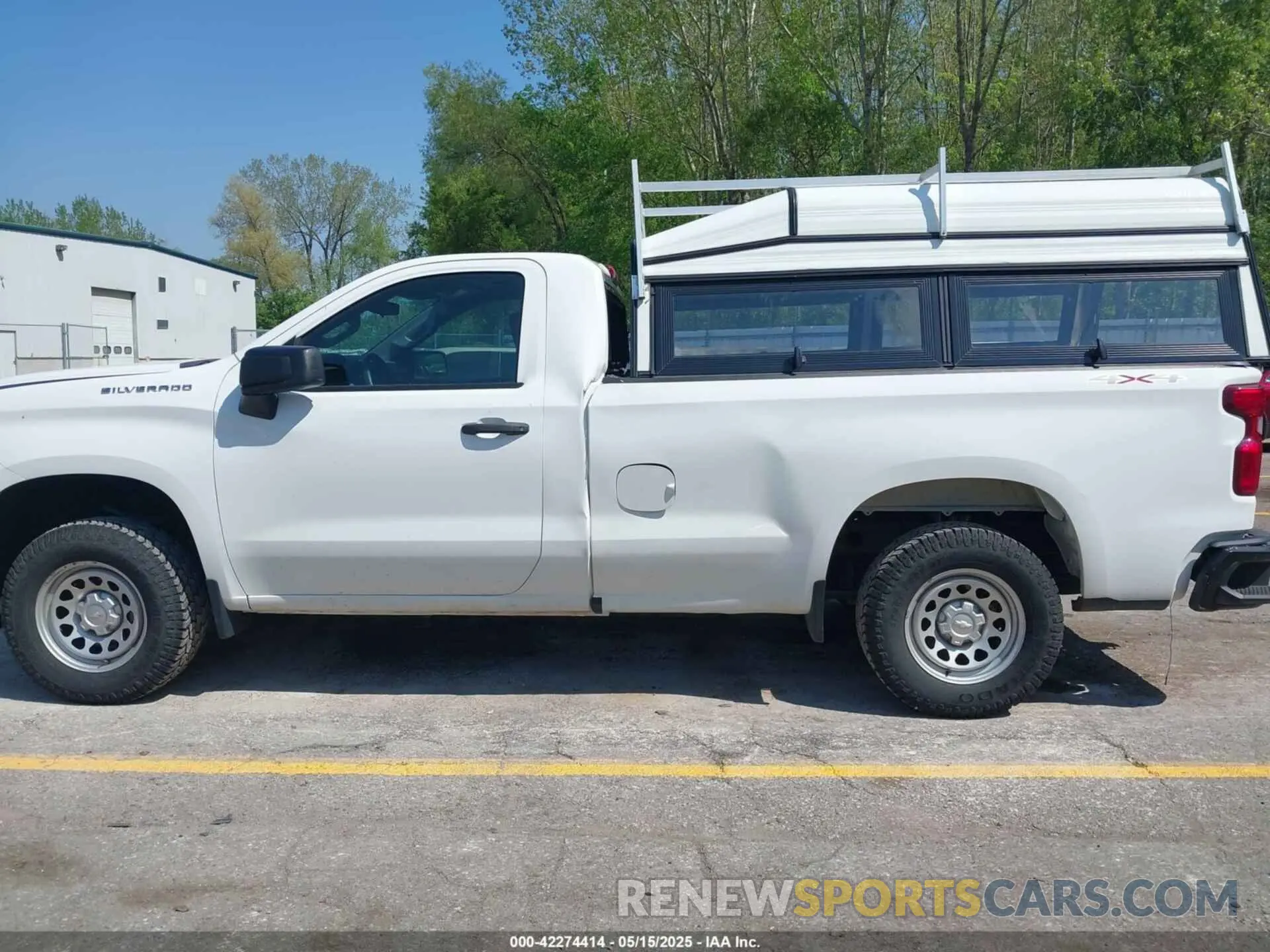 14 Photograph of a damaged car 3GCNYAEFXLG154197 CHEVROLET SILVERADO 1500 2020