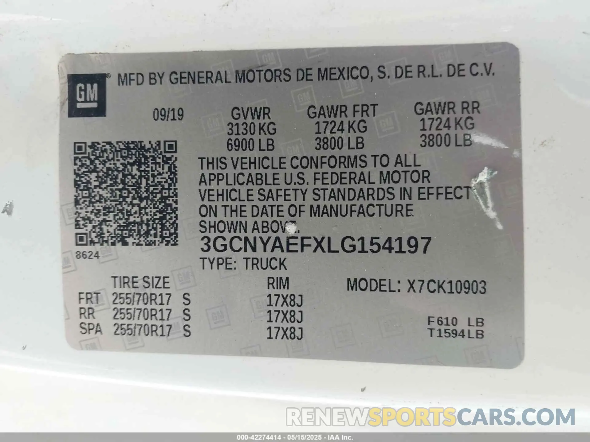 9 Photograph of a damaged car 3GCNYAEFXLG154197 CHEVROLET SILVERADO 1500 2020