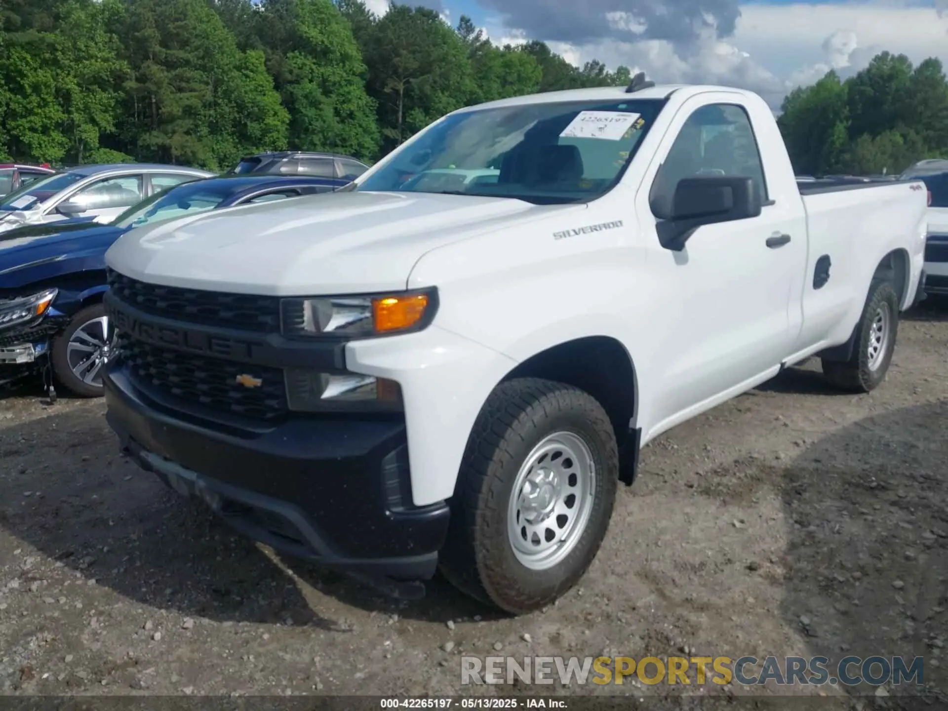 2 Photograph of a damaged car 3GCNYAEH2LG114844 CHEVROLET SILVERADO 1500 2020