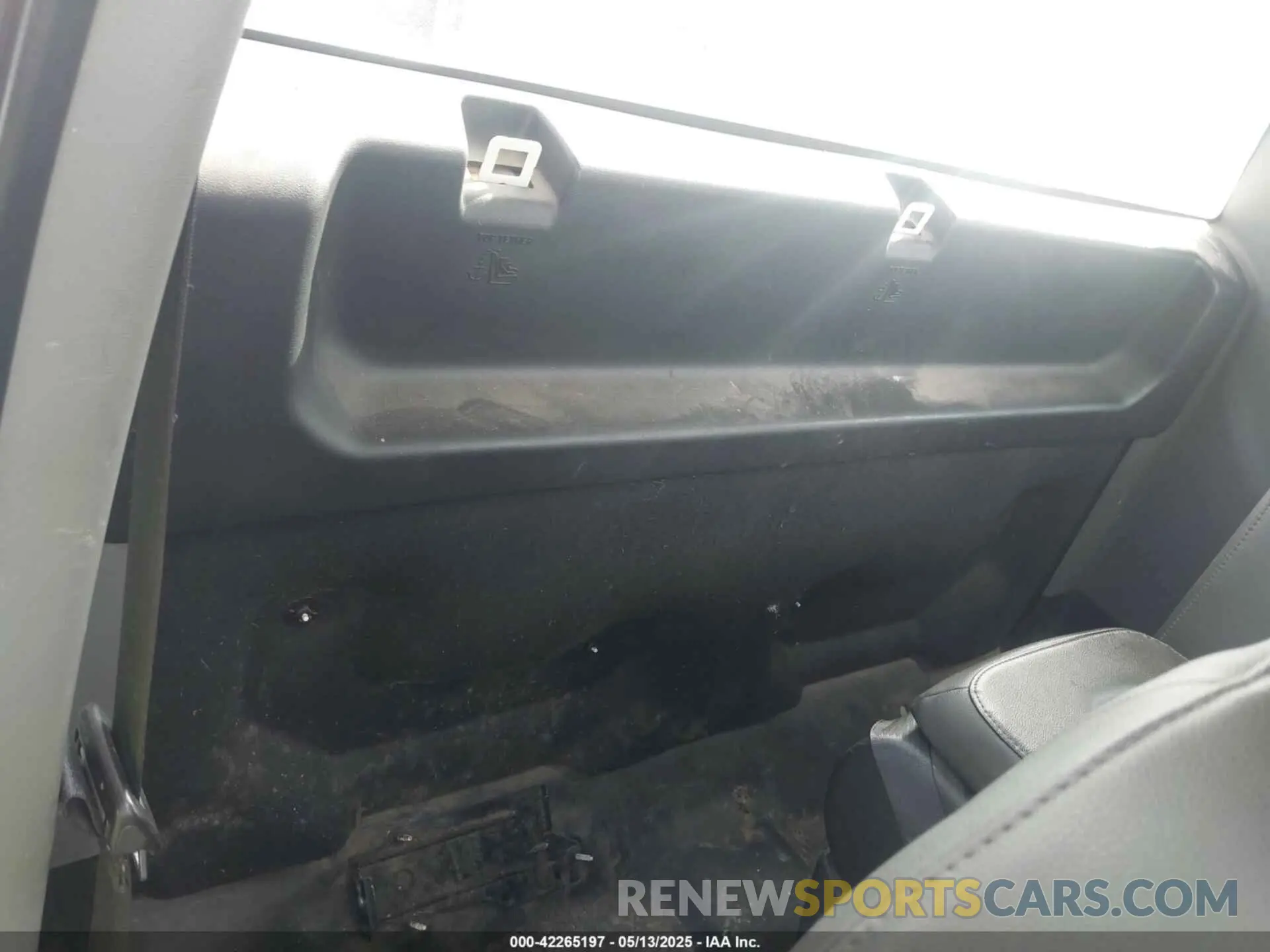 8 Photograph of a damaged car 3GCNYAEH2LG114844 CHEVROLET SILVERADO 1500 2020