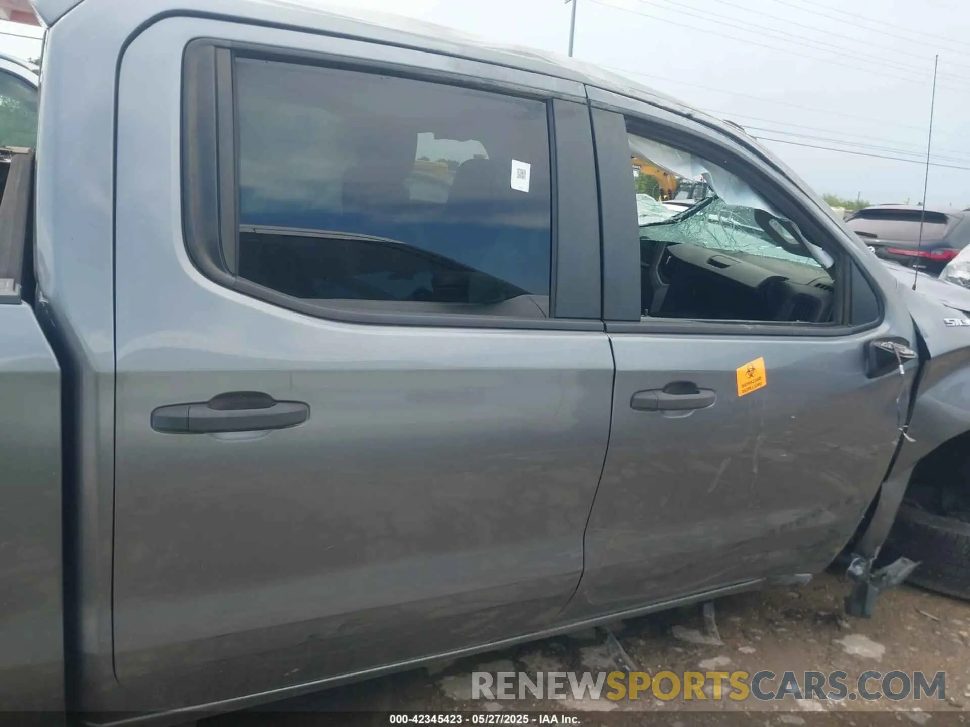 13 Photograph of a damaged car 3GCPWAEF0LG205365 CHEVROLET SILVERADO 1500 2020
