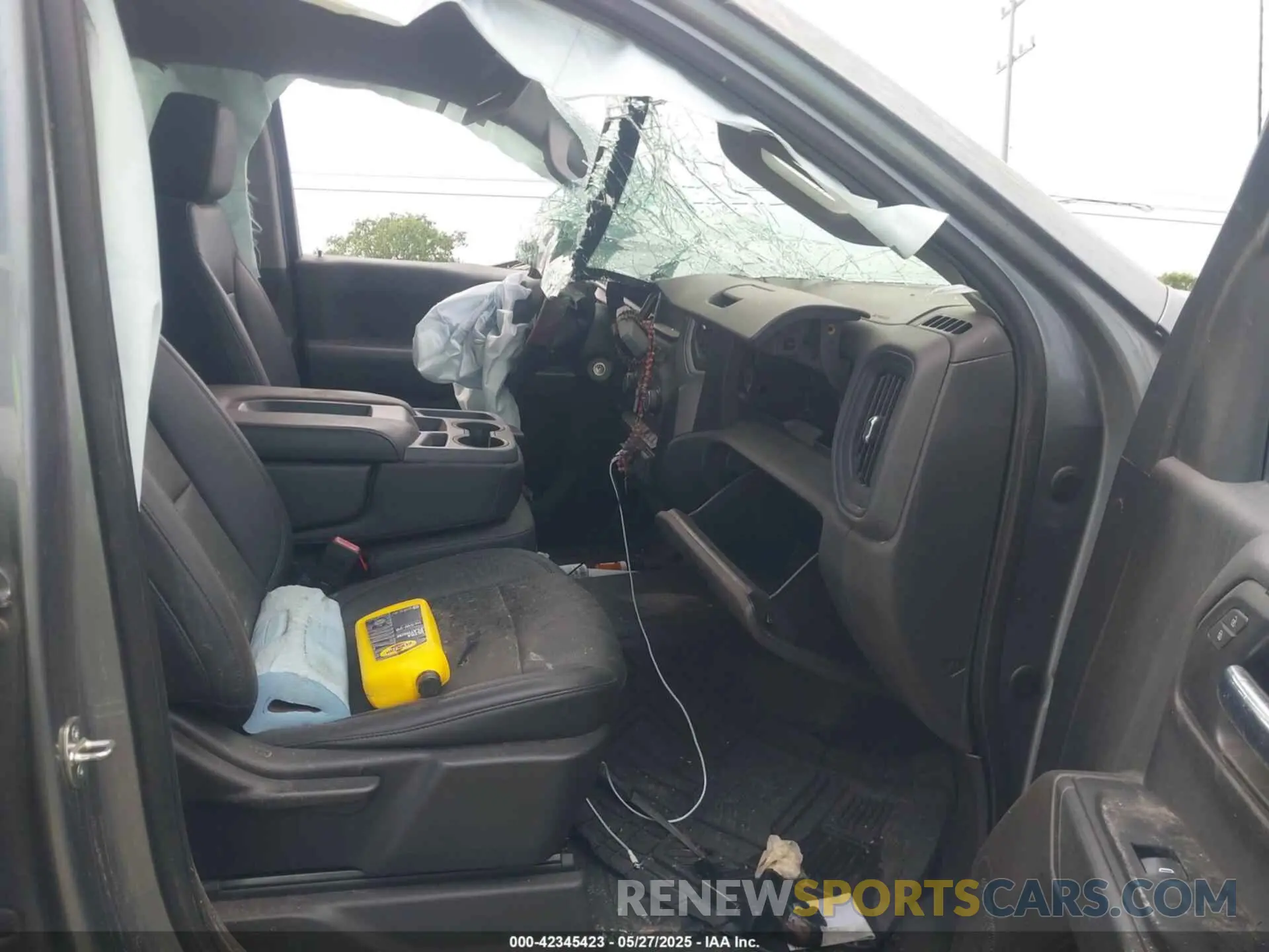 5 Photograph of a damaged car 3GCPWAEF0LG205365 CHEVROLET SILVERADO 1500 2020