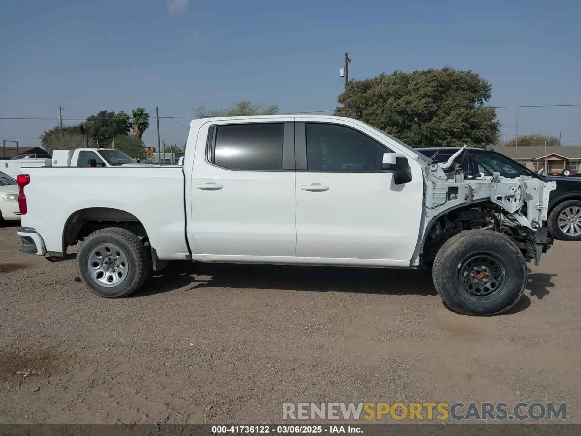 14 Photograph of a damaged car 3GCPWAEF7LG204892 CHEVROLET SILVERADO 1500 2020