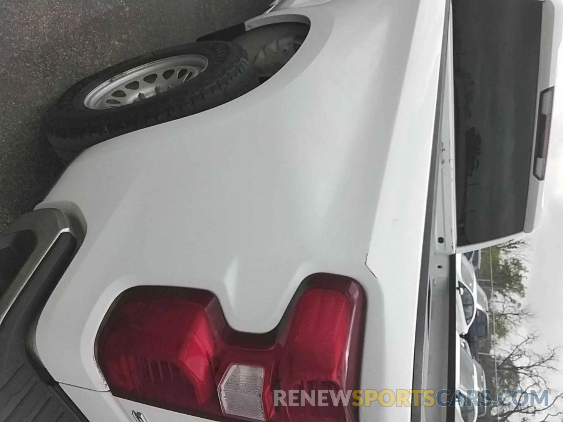25 Photograph of a damaged car 3GCPWAEF7LG310226 CHEVROLET SILVERADO 1500 2020