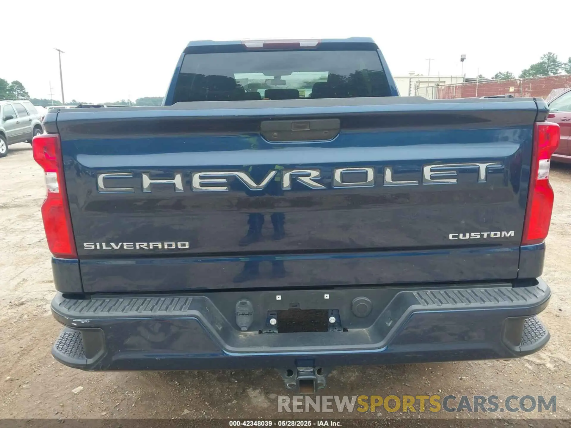 17 Photograph of a damaged car 3GCPWBEH8LG135217 CHEVROLET SILVERADO 1500 2020