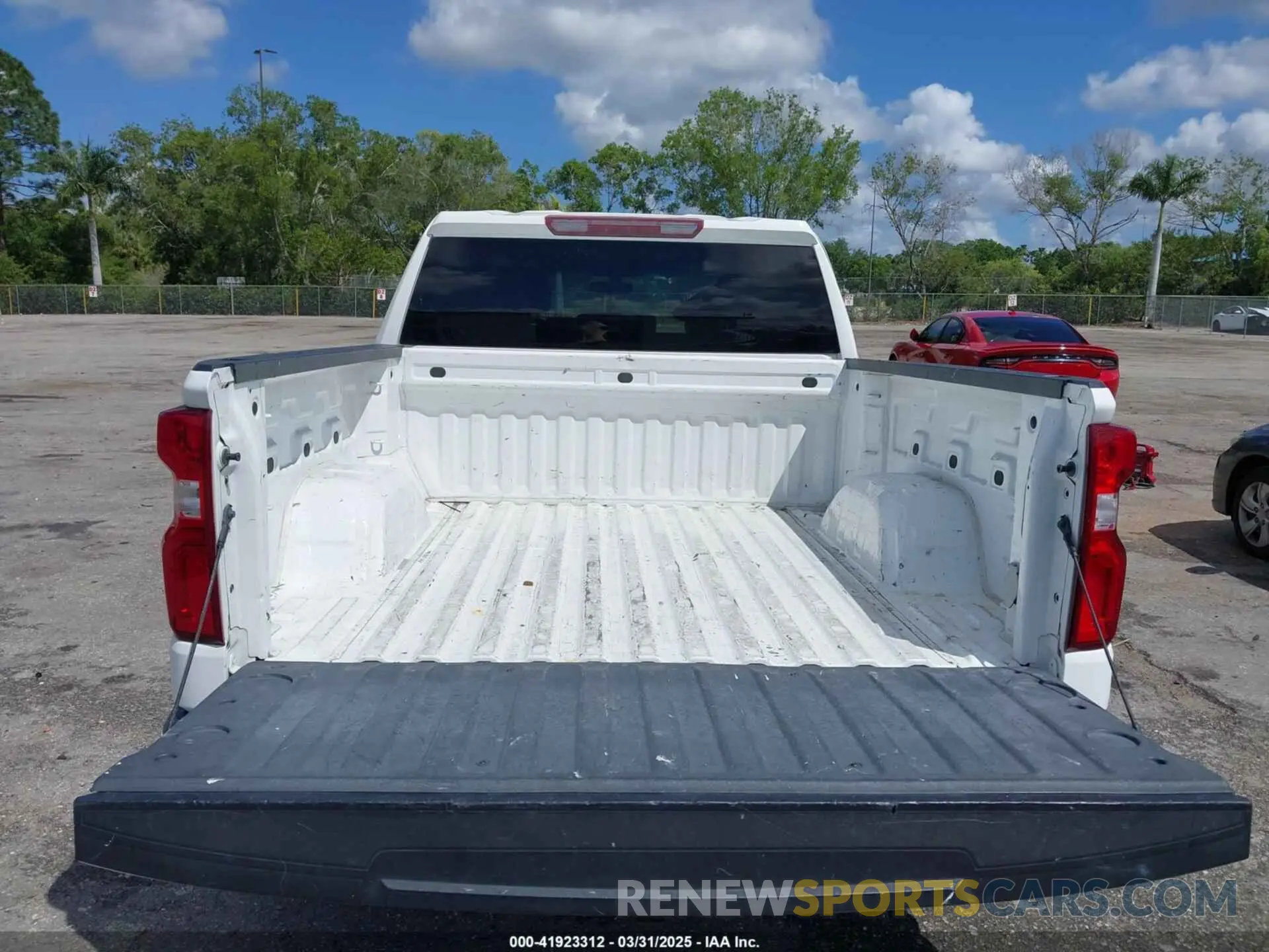 19 Photograph of a damaged car 3GCPWBEK8LG183070 CHEVROLET SILVERADO 1500 2020