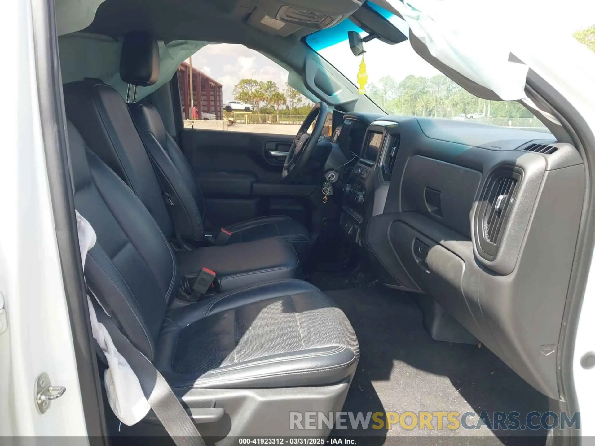 5 Photograph of a damaged car 3GCPWBEK8LG183070 CHEVROLET SILVERADO 1500 2020