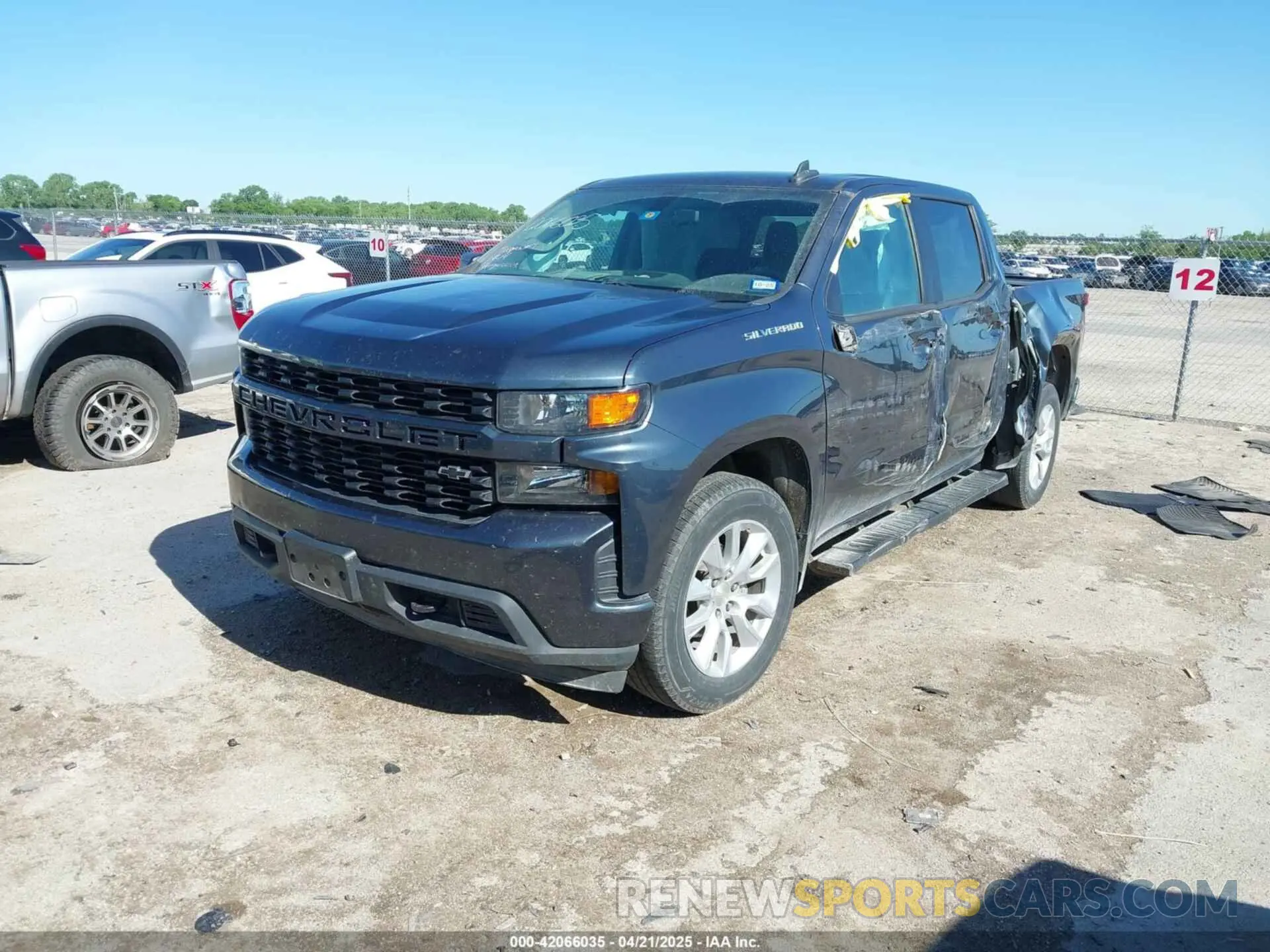 2 Photograph of a damaged car 3GCPWBEK9LG318976 CHEVROLET SILVERADO 1500 2020