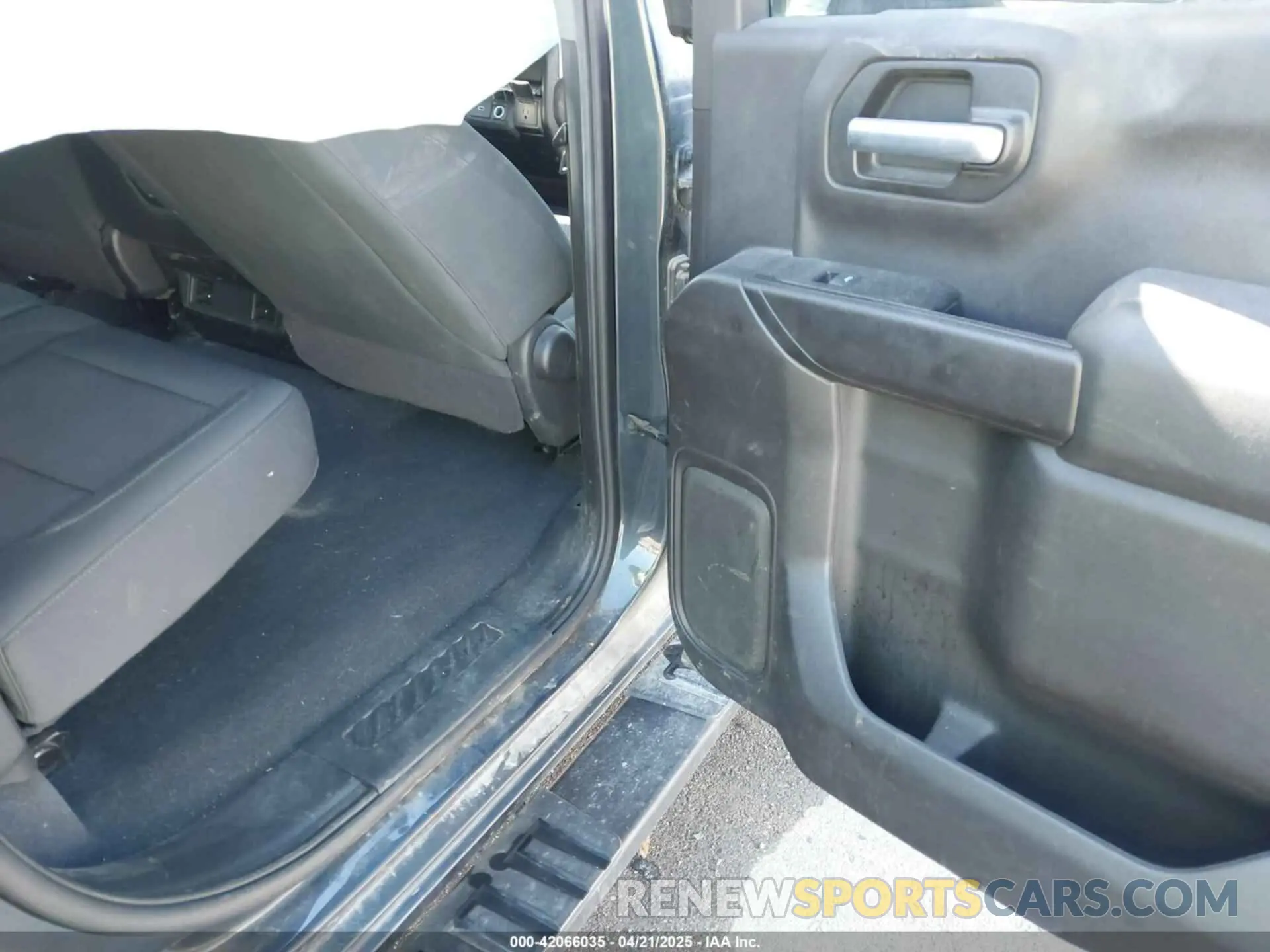 8 Photograph of a damaged car 3GCPWBEK9LG318976 CHEVROLET SILVERADO 1500 2020