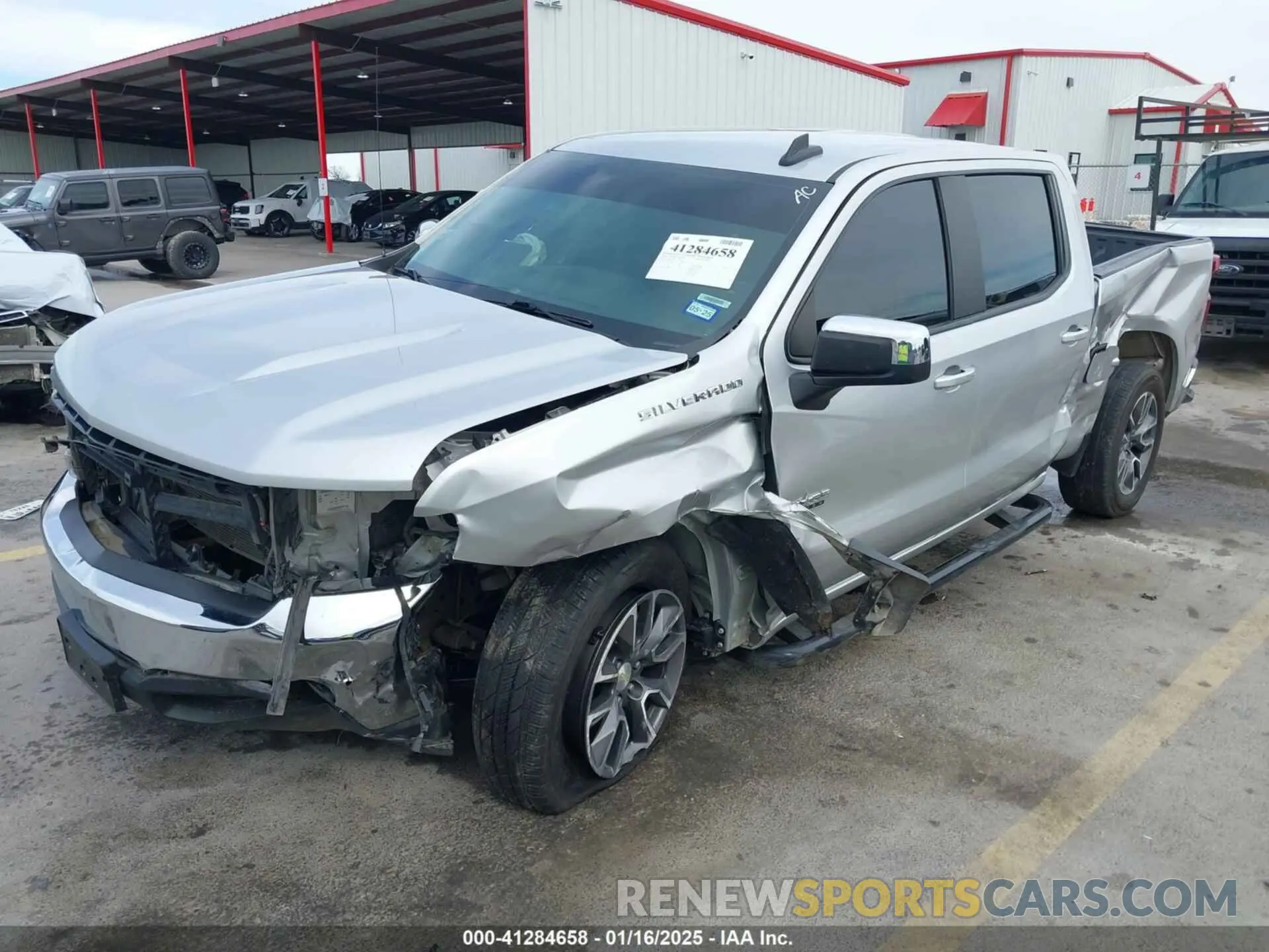 2 Photograph of a damaged car 3GCPWCED0LG396814 CHEVROLET SILVERADO 1500 2020