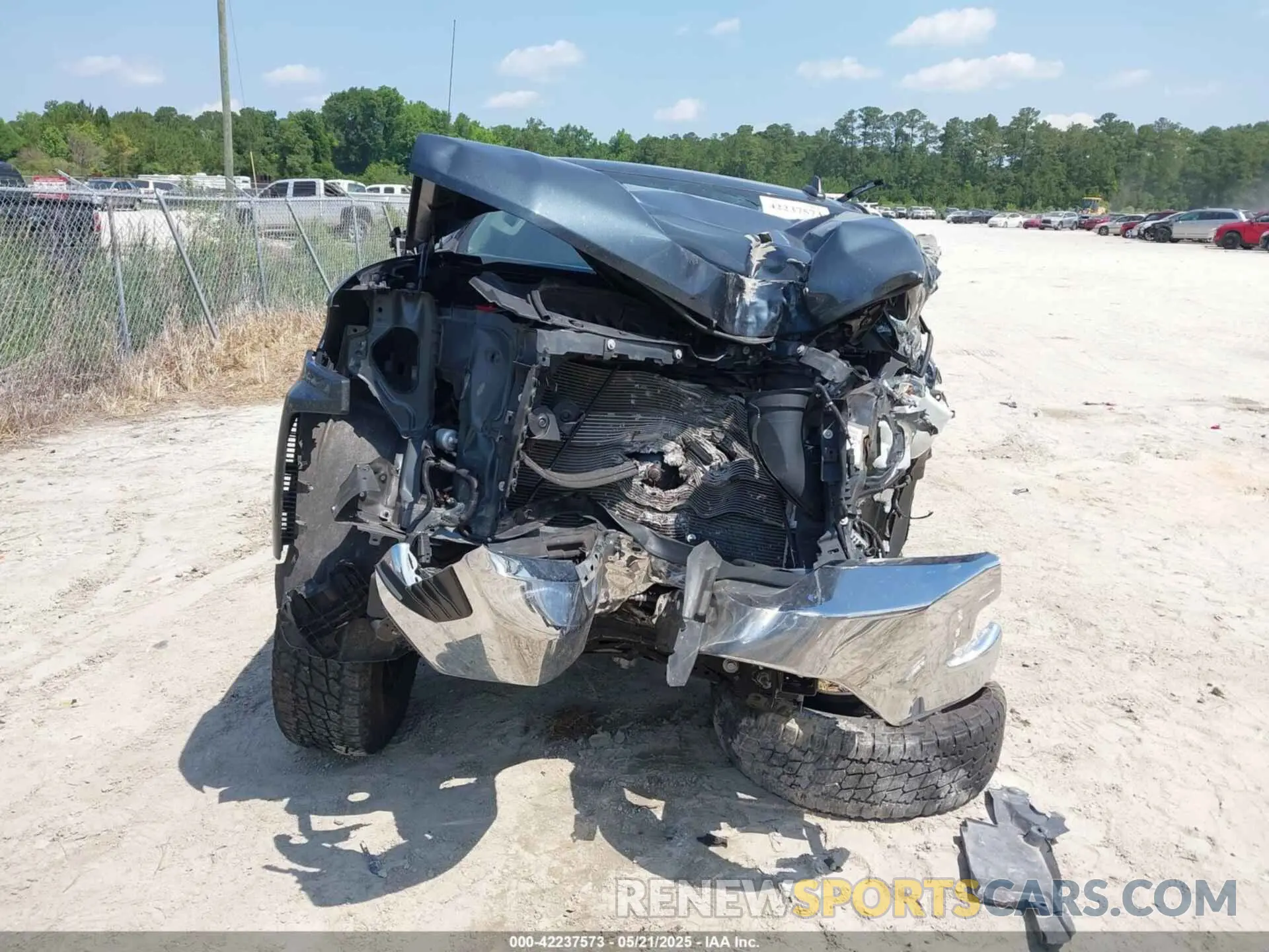 6 Photograph of a damaged car 3GCPWCED1LG102496 CHEVROLET SILVERADO 1500 2020