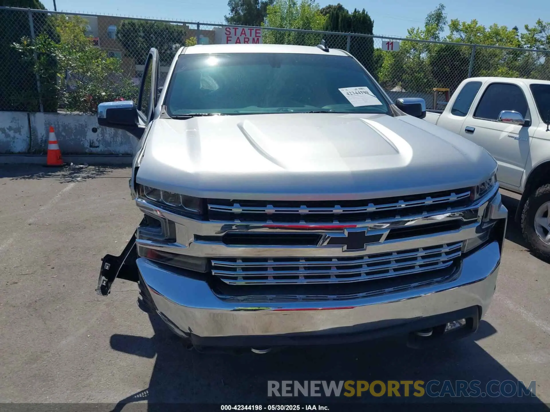 13 Photograph of a damaged car 3GCPWCED6LG159602 CHEVROLET SILVERADO 1500 2020