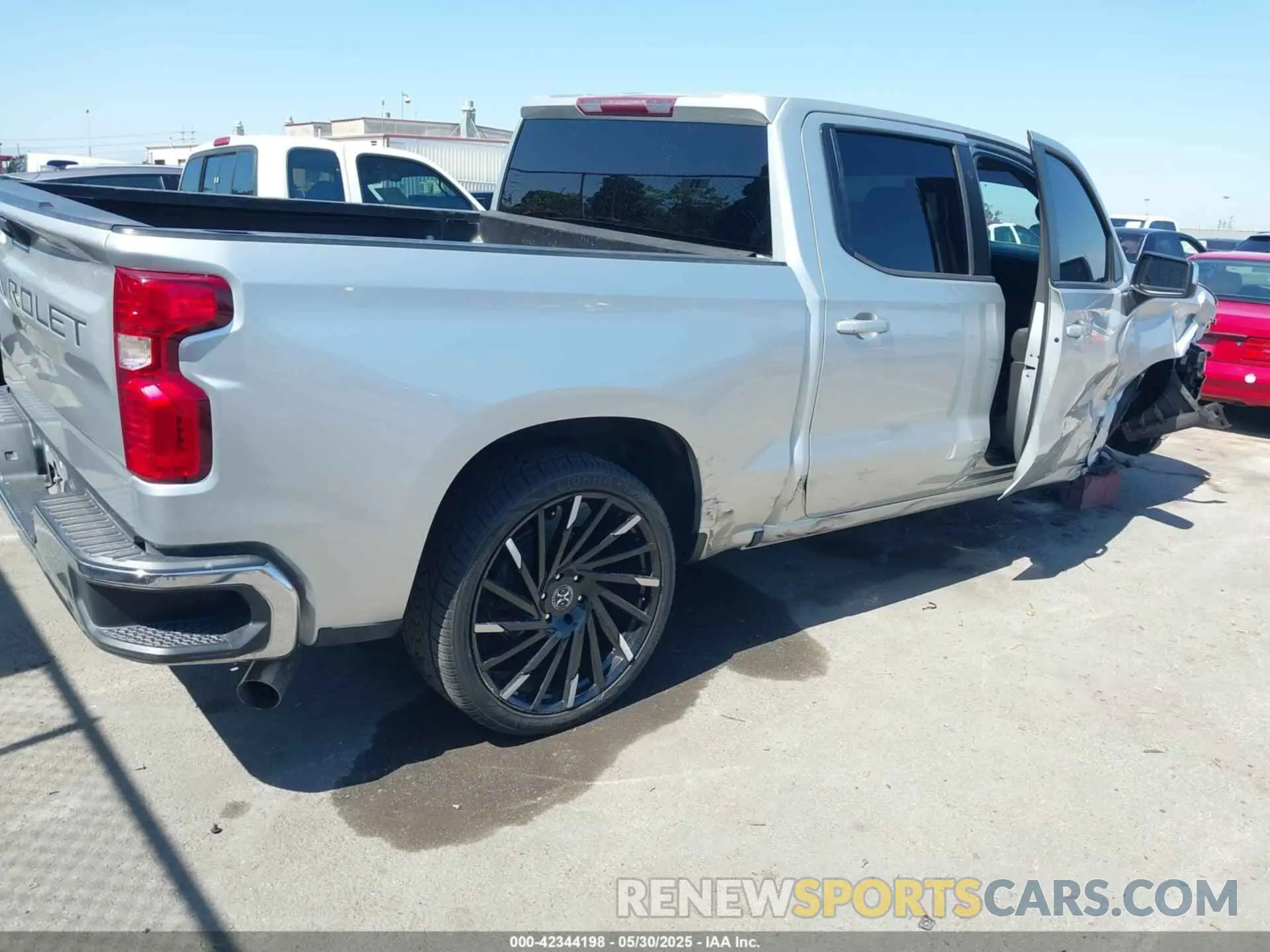 4 Photograph of a damaged car 3GCPWCED6LG159602 CHEVROLET SILVERADO 1500 2020
